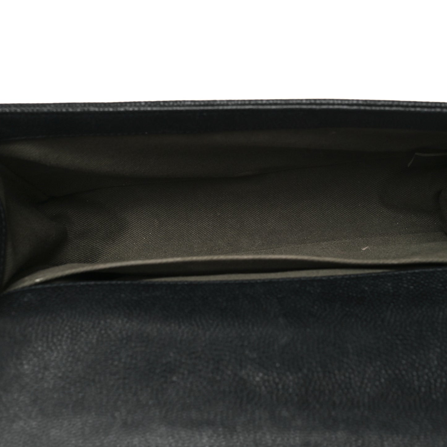 Caviar Quilted Medium Boy Flap Black
