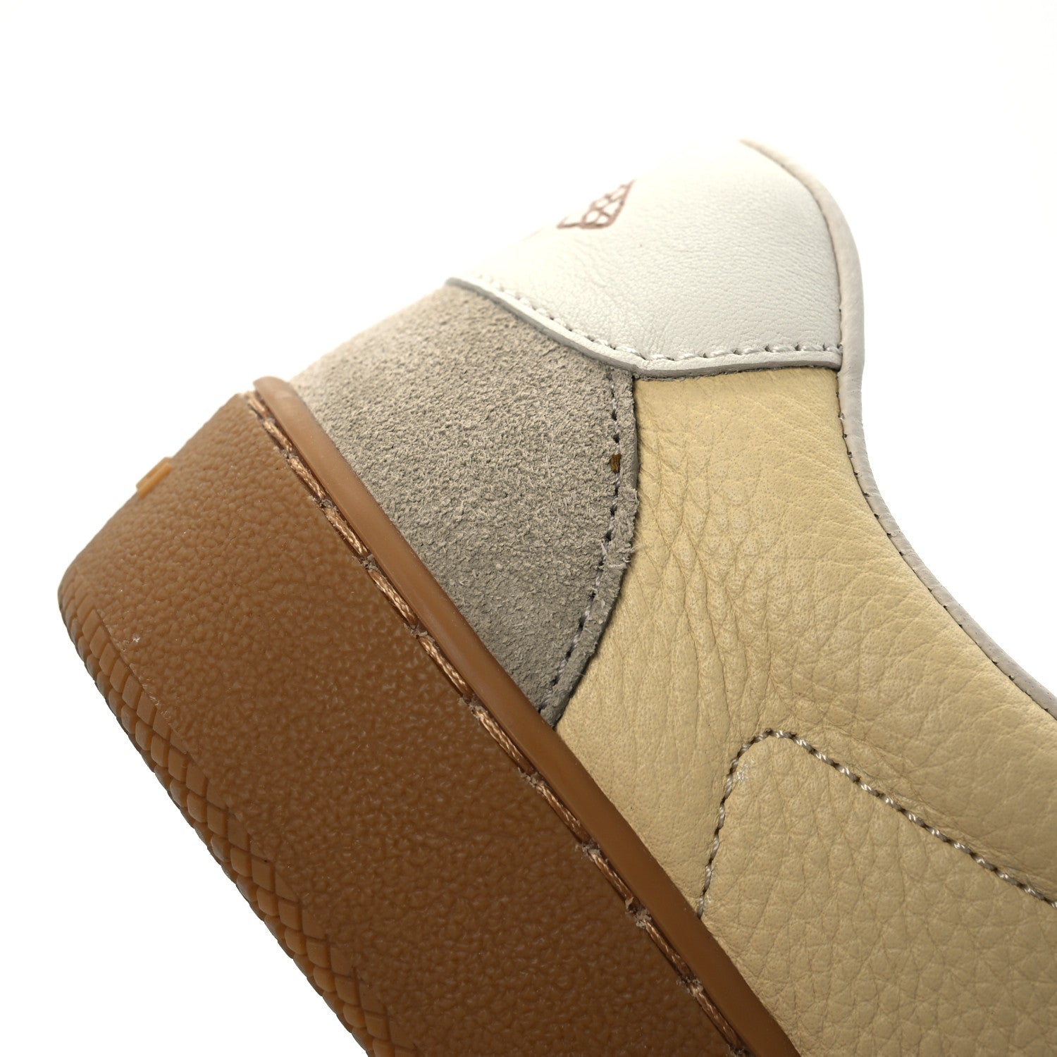 Gucci Calfskin Suede Web Womens G74 Sneakers 35.5 Oatmeal Burro New Mystic White 12 of 13