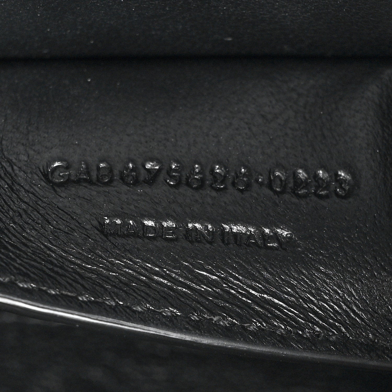 Saint Laurent SAINT LAURENT Smooth Calfskin Manhattan Shoulder Bag Black Beige 7 of 12