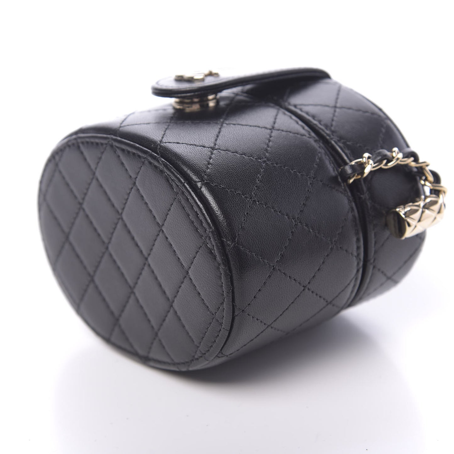 Lambskin Quilted Mini Round Vanity Case With Chain Black
