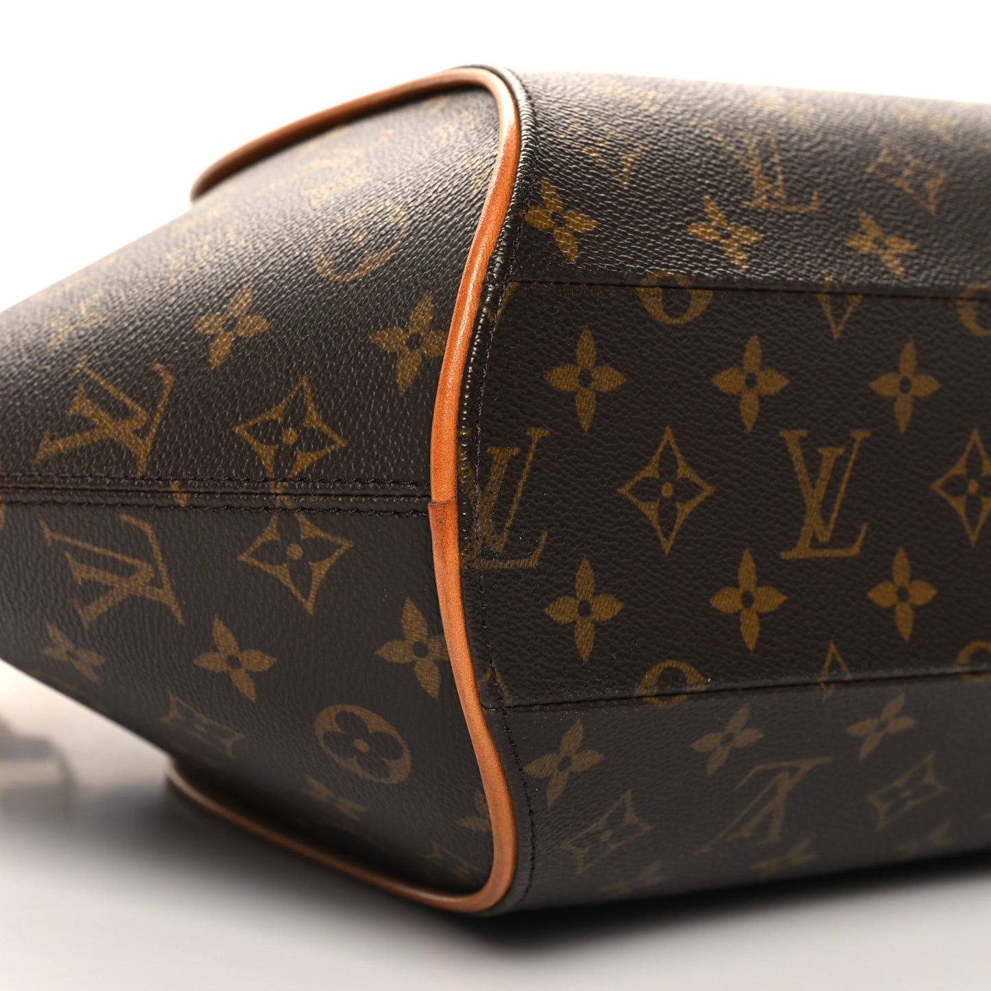 Monogram Ellipse MM