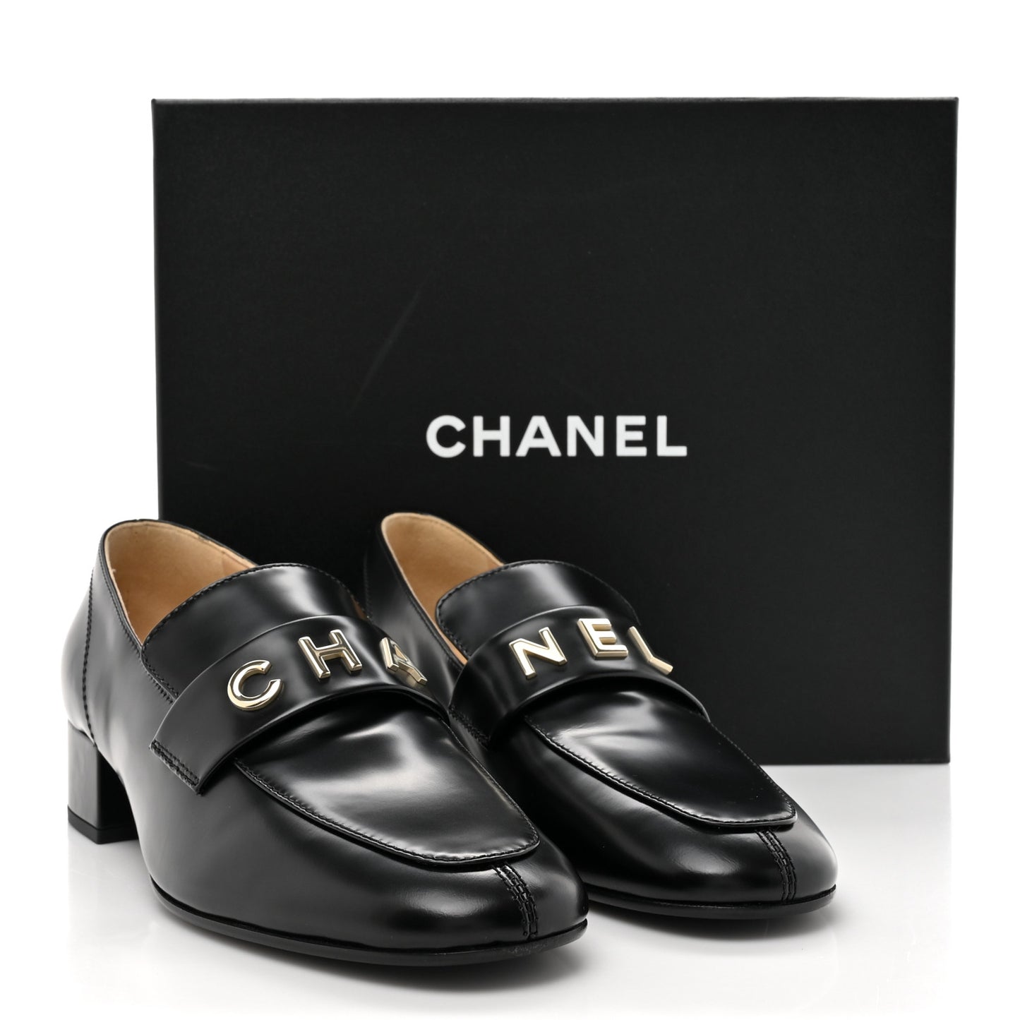 Shiny Calfskin Logo Loafers 40 Black