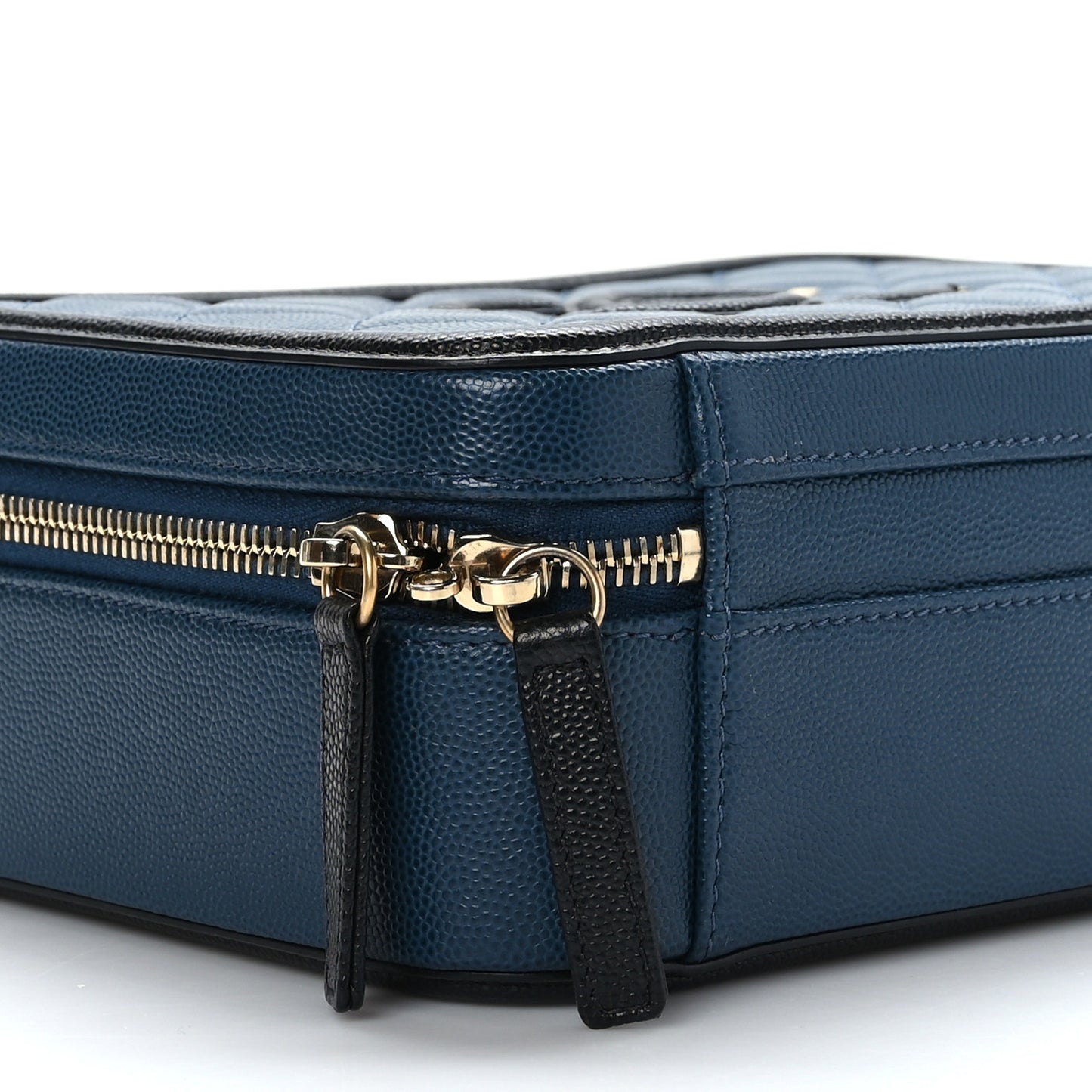 Caviar Quilted Medium CC Filigree Vanity Case Navy Black