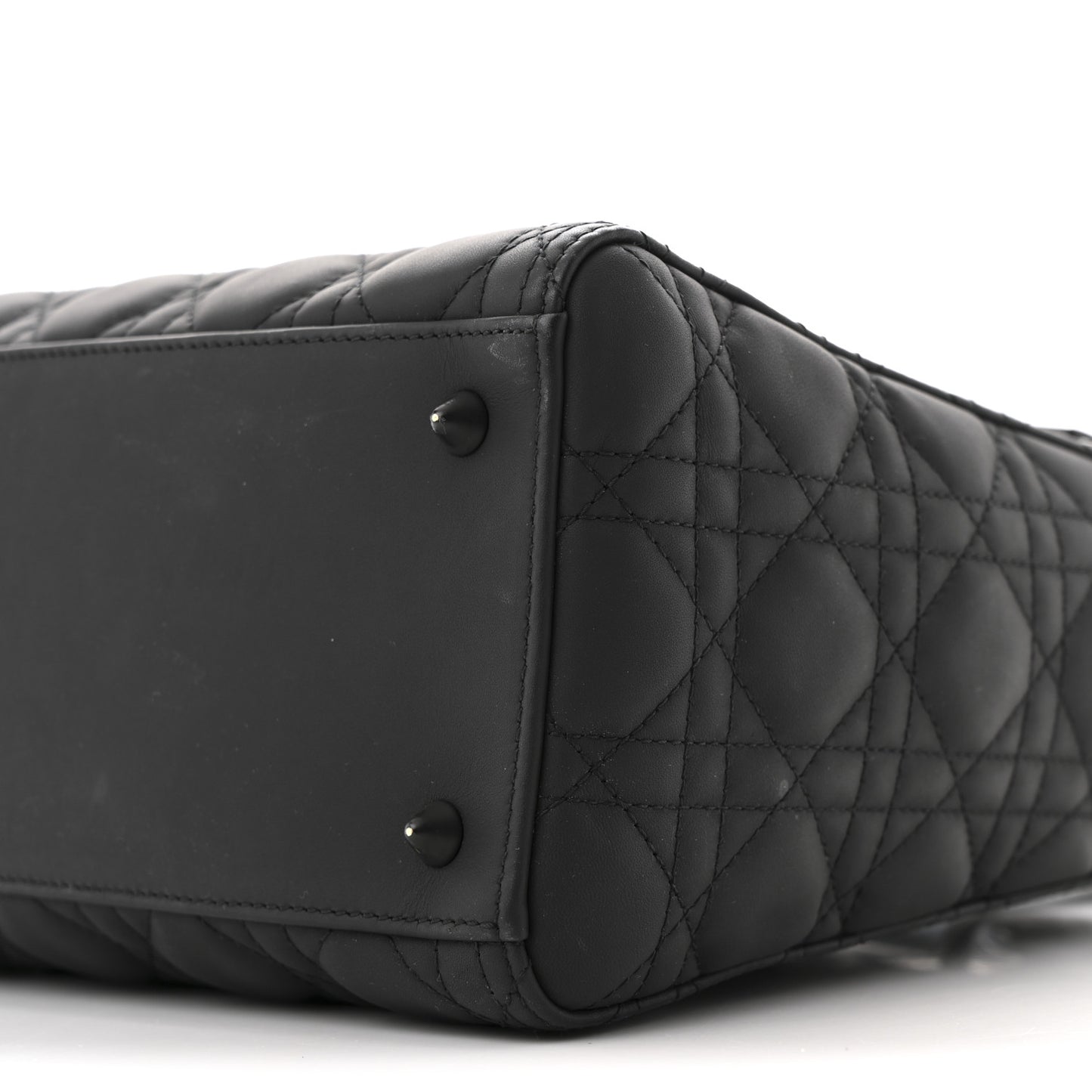 Ultra Matte Calfskin Cannage Medium Lady Dior Black