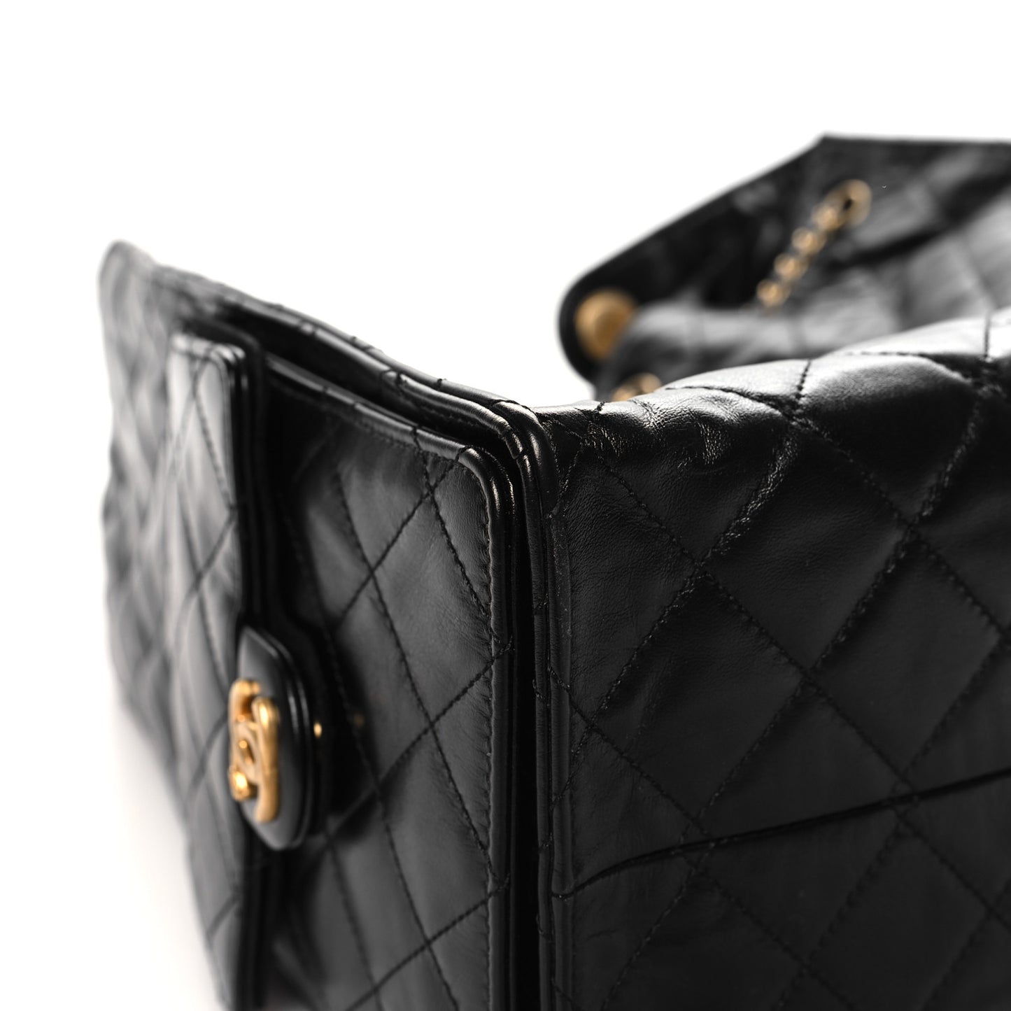 Shiny Crumpled Calfskin Quilted Medium Chanel 25 Handbag Black