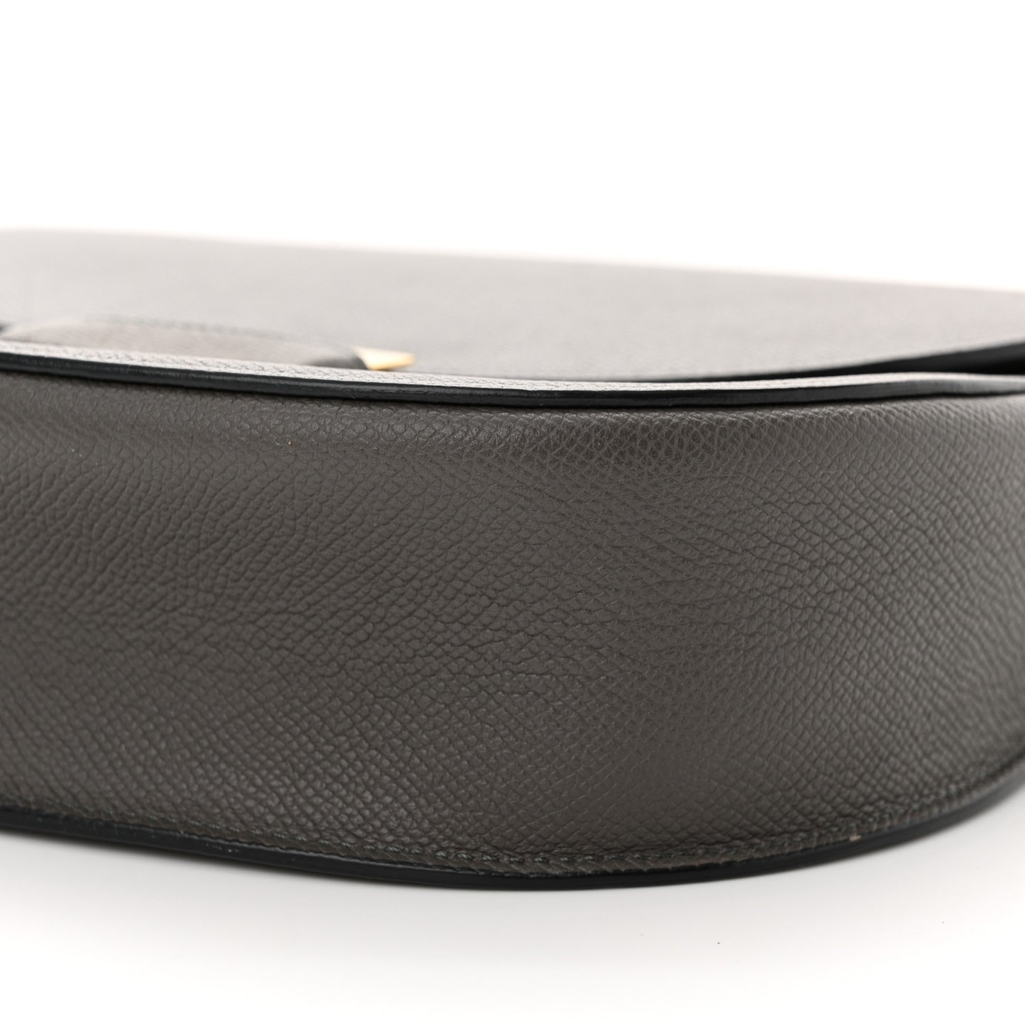 Grained Calfskin Medium Trotteur Grey