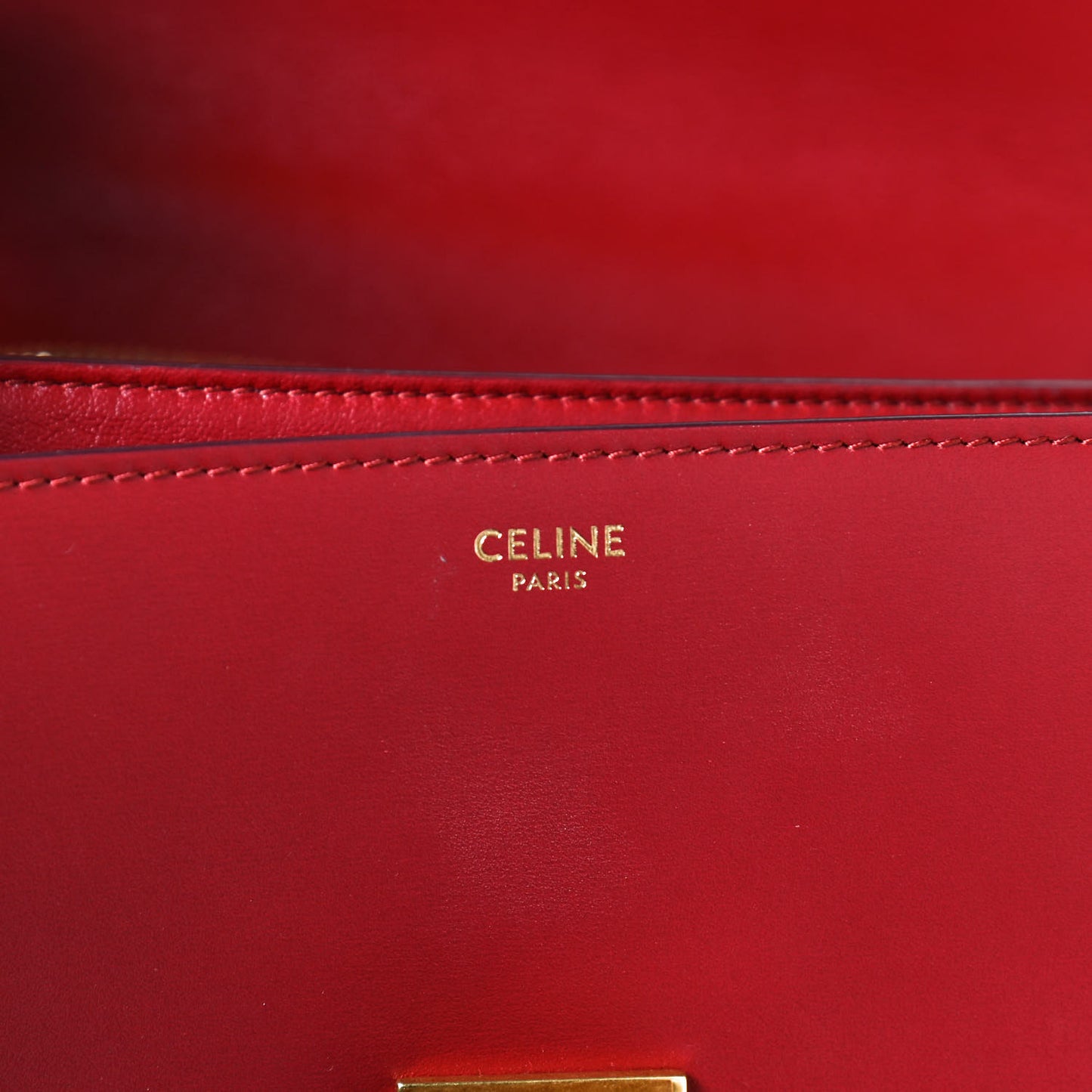 Box Calfskin Medium Classic Box Flap Bag Red