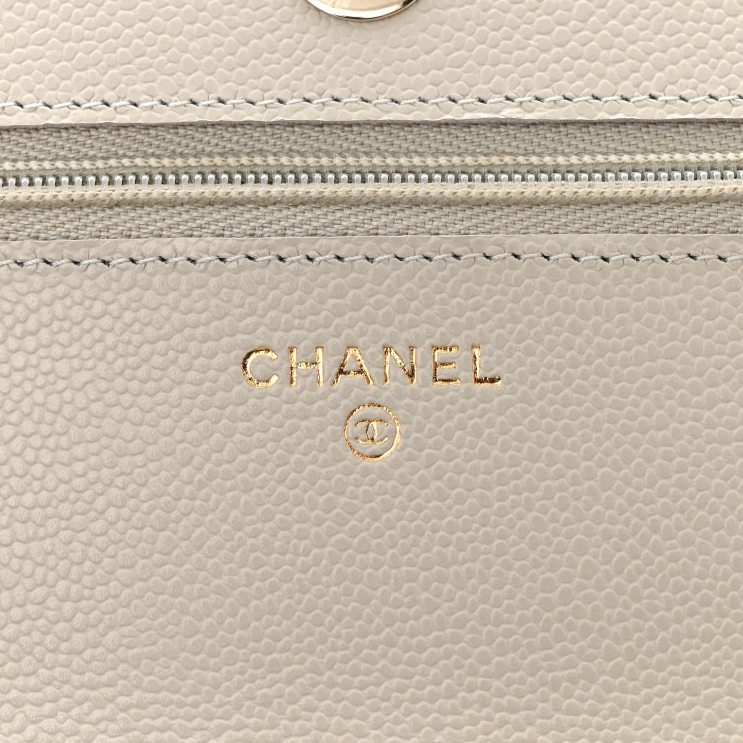 Caviar Quilted Wallet On Chain WOC Light Gray