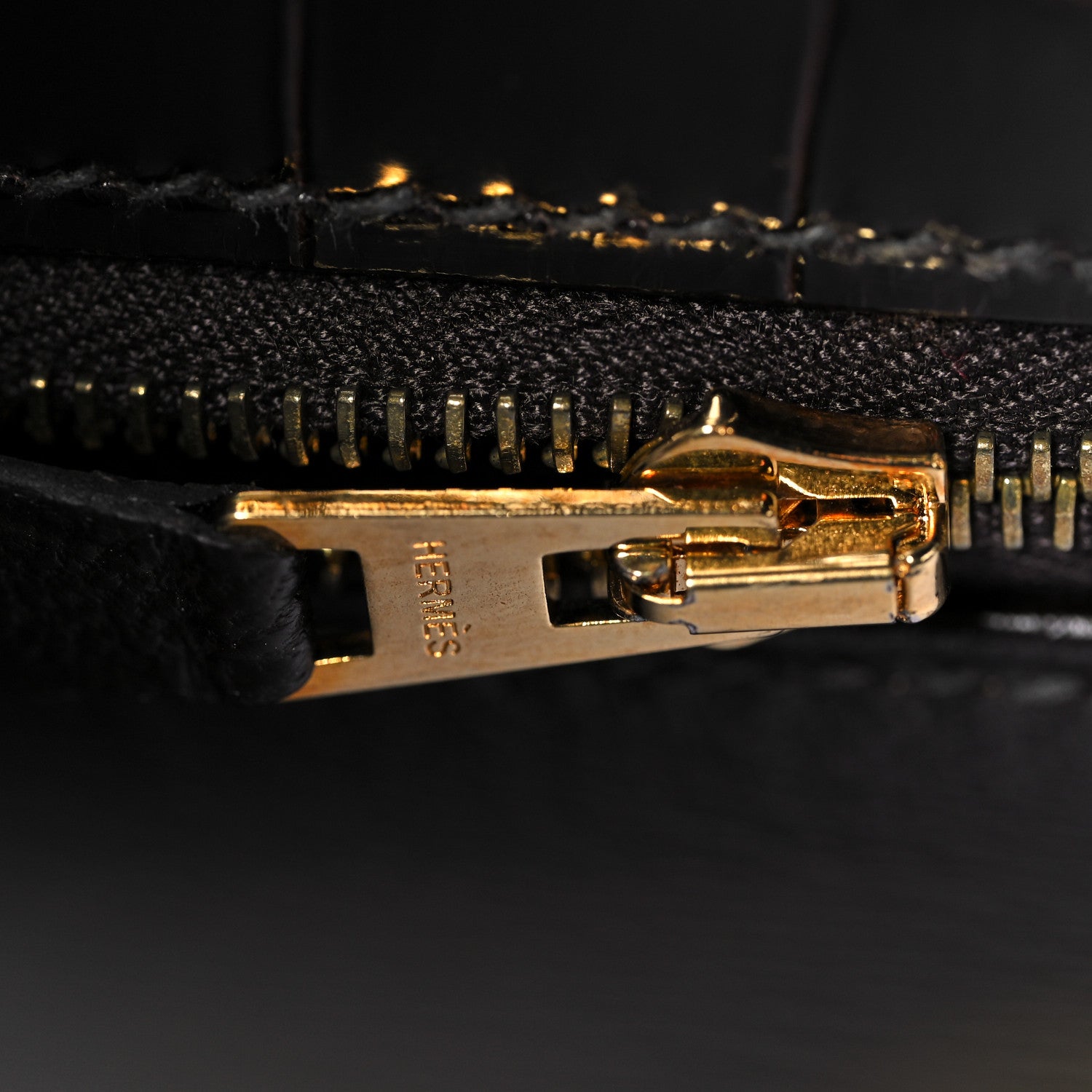 Hermes Shiny Niloticus Crocodile Kelly Sellier 28 Macassar 21 of 38