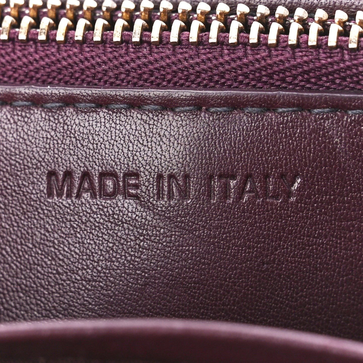 Oblique Saddle Belt Bag Bordeaux