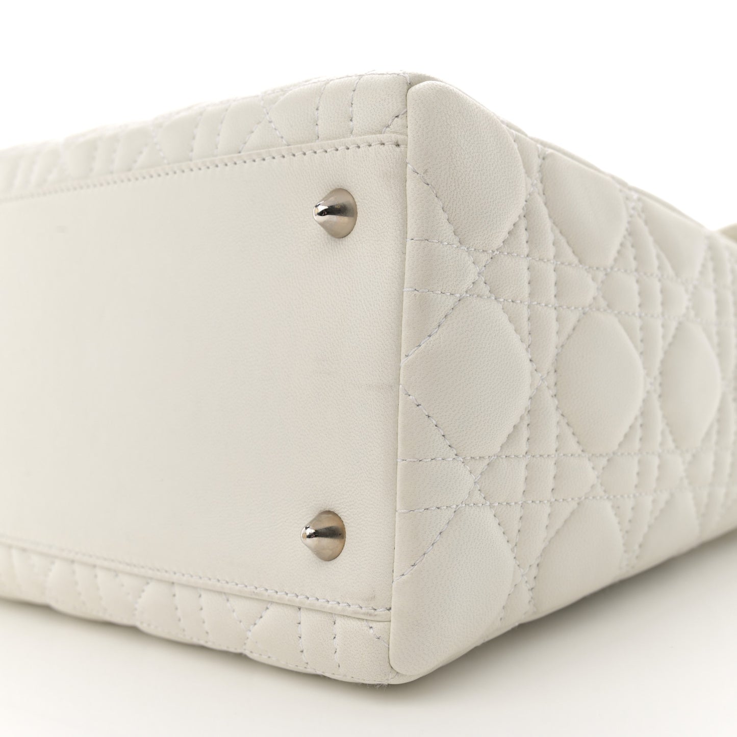 Lambskin Cannage Medium Lady Dior White