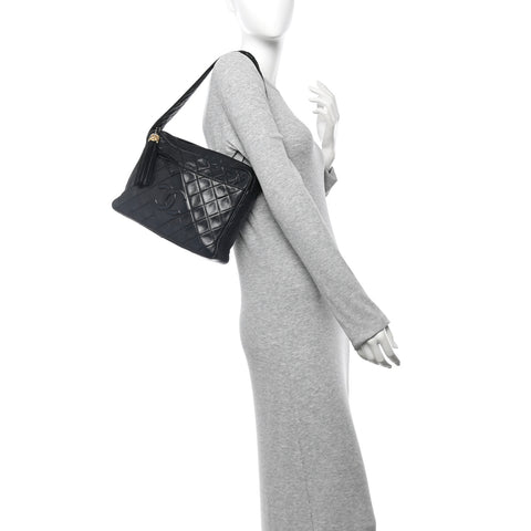 Lambskin Quilted CC Tassel Camera Case Black