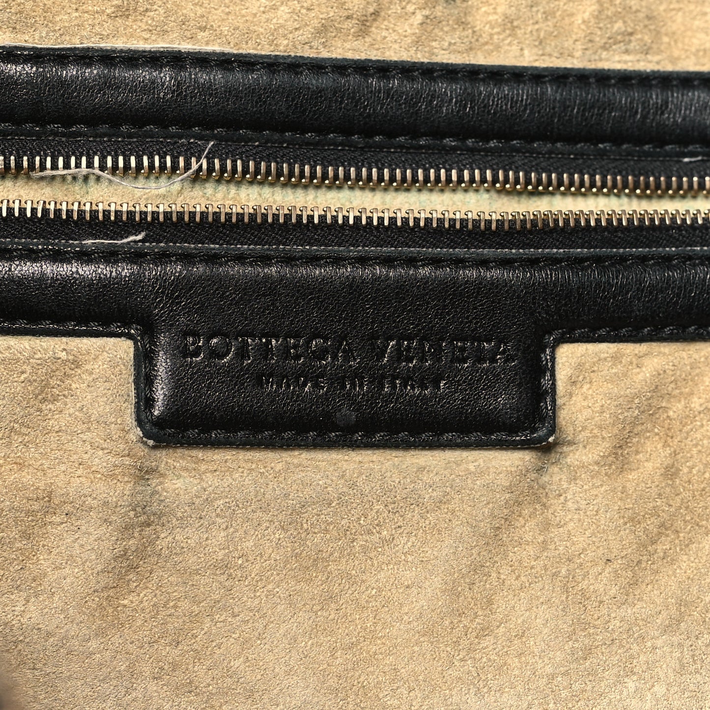 Nappa Intrecciato Large Veneta Hobo Black