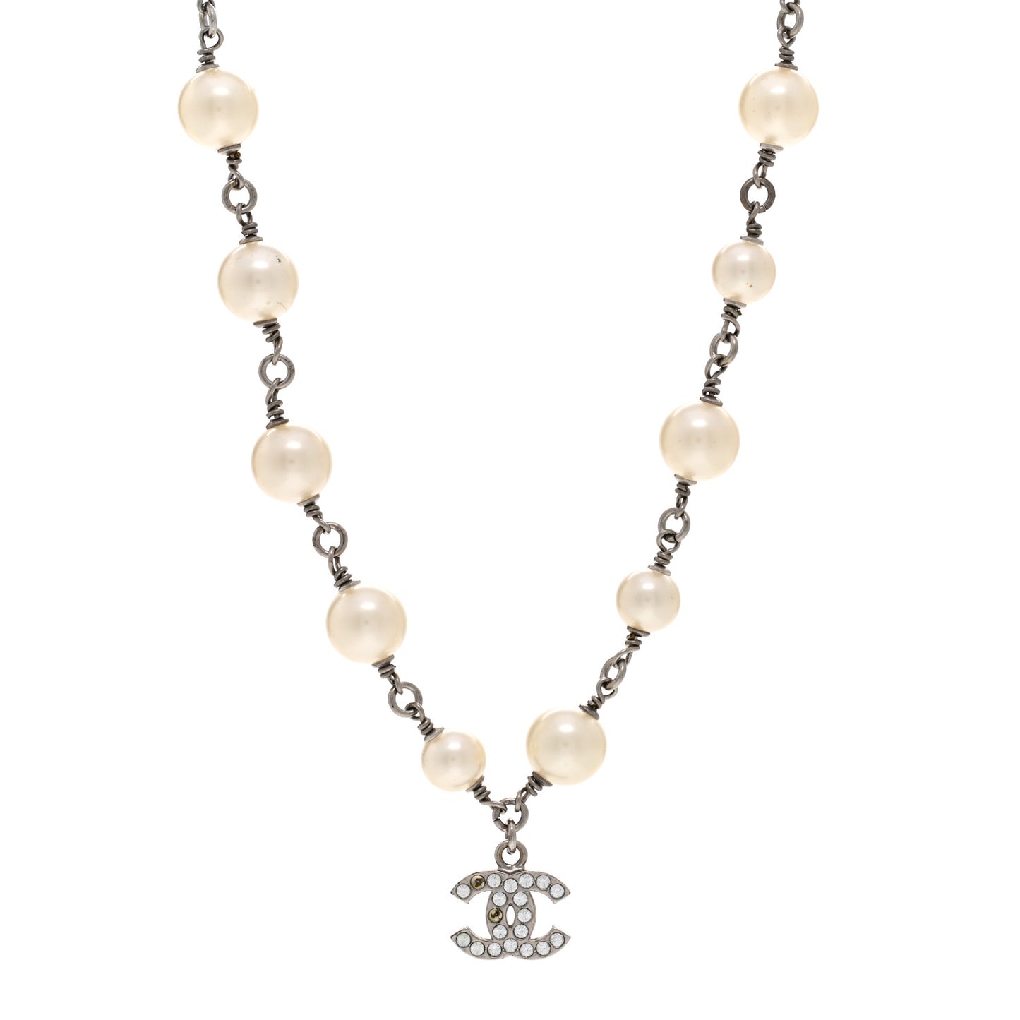 Pearl Crystal CC Pendant Short Necklace Silver White