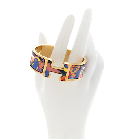 Enamel Toucan de Paradis Printed Wide Click Clac H Bracelet Indigo Multicolor