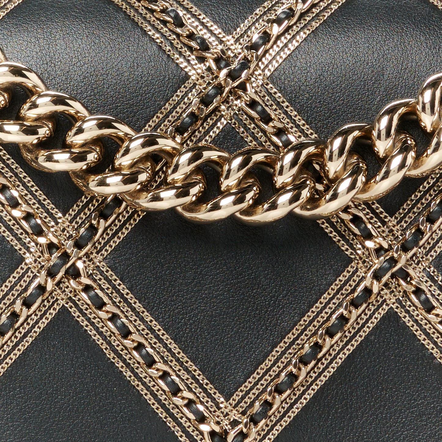 Calfskin Quilted Medium Chain Detail Boy Flap Black