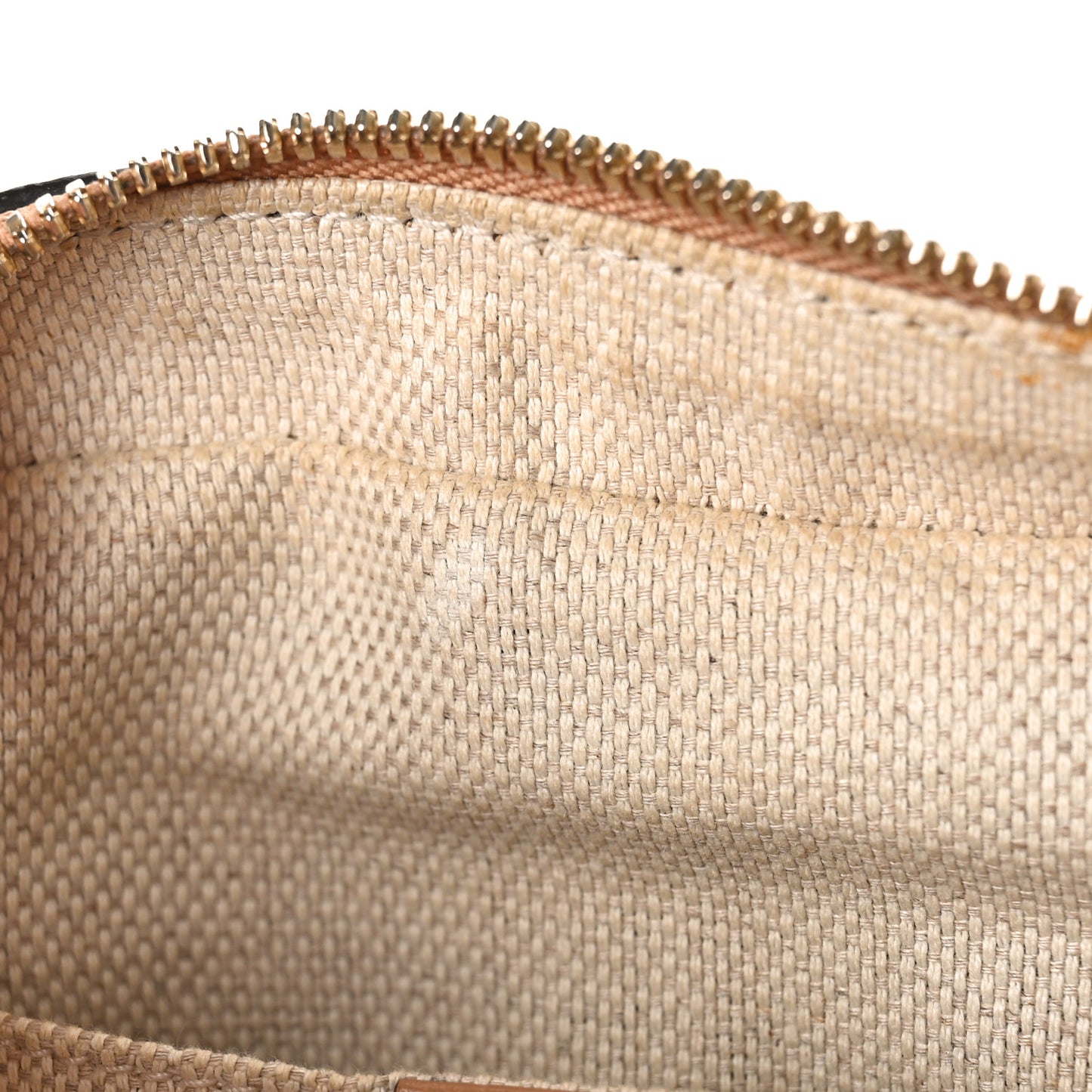 Pebbled Calfskin Small Soho Disco Bag Camelia