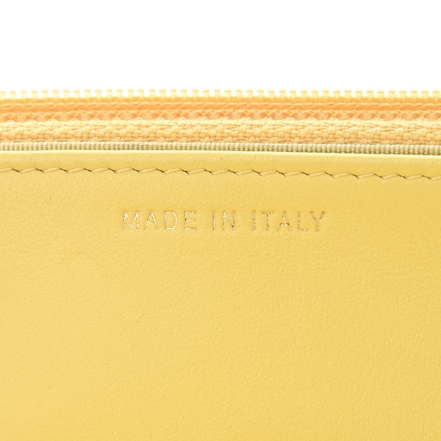 Caviar Quilted CC Filigree Wallet On Chain WOC Yellow