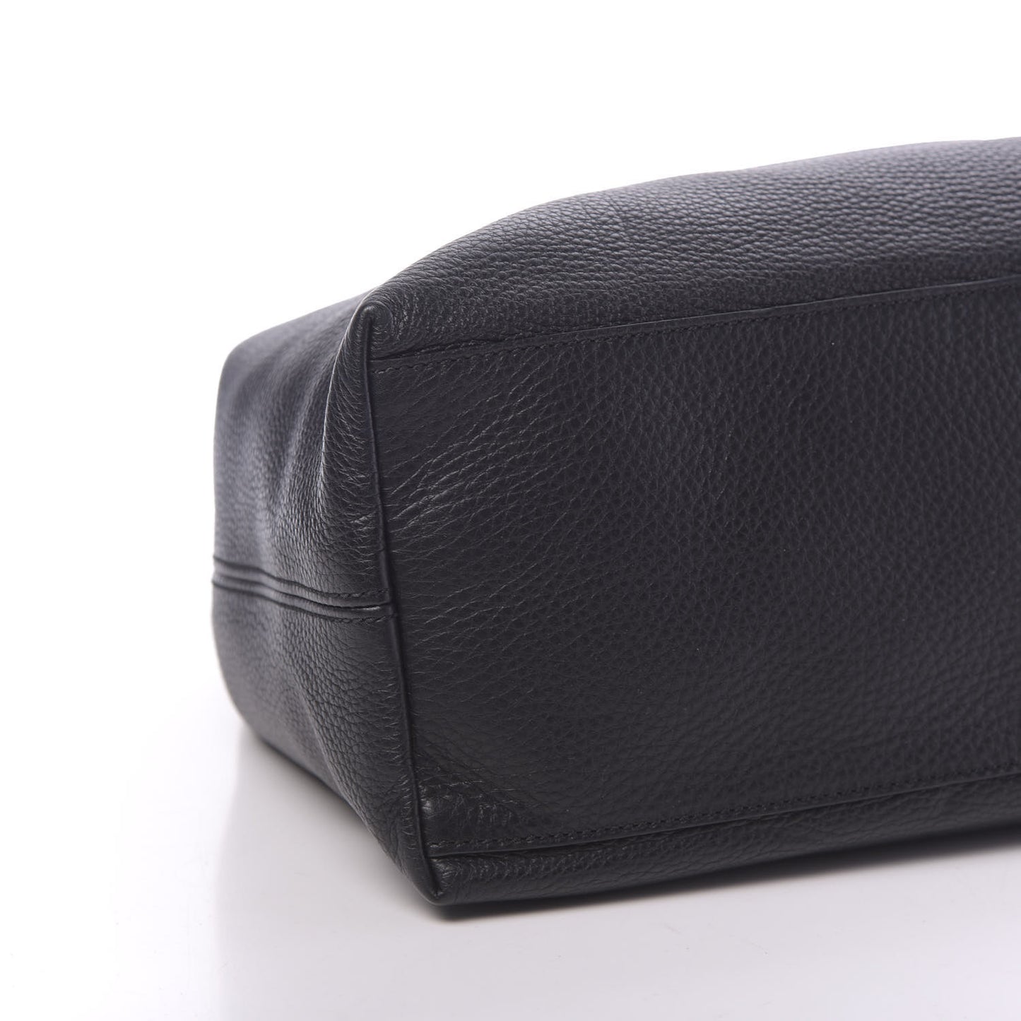 Pebbled Calfskin Medium Soho Chain Shoulder Bag Black