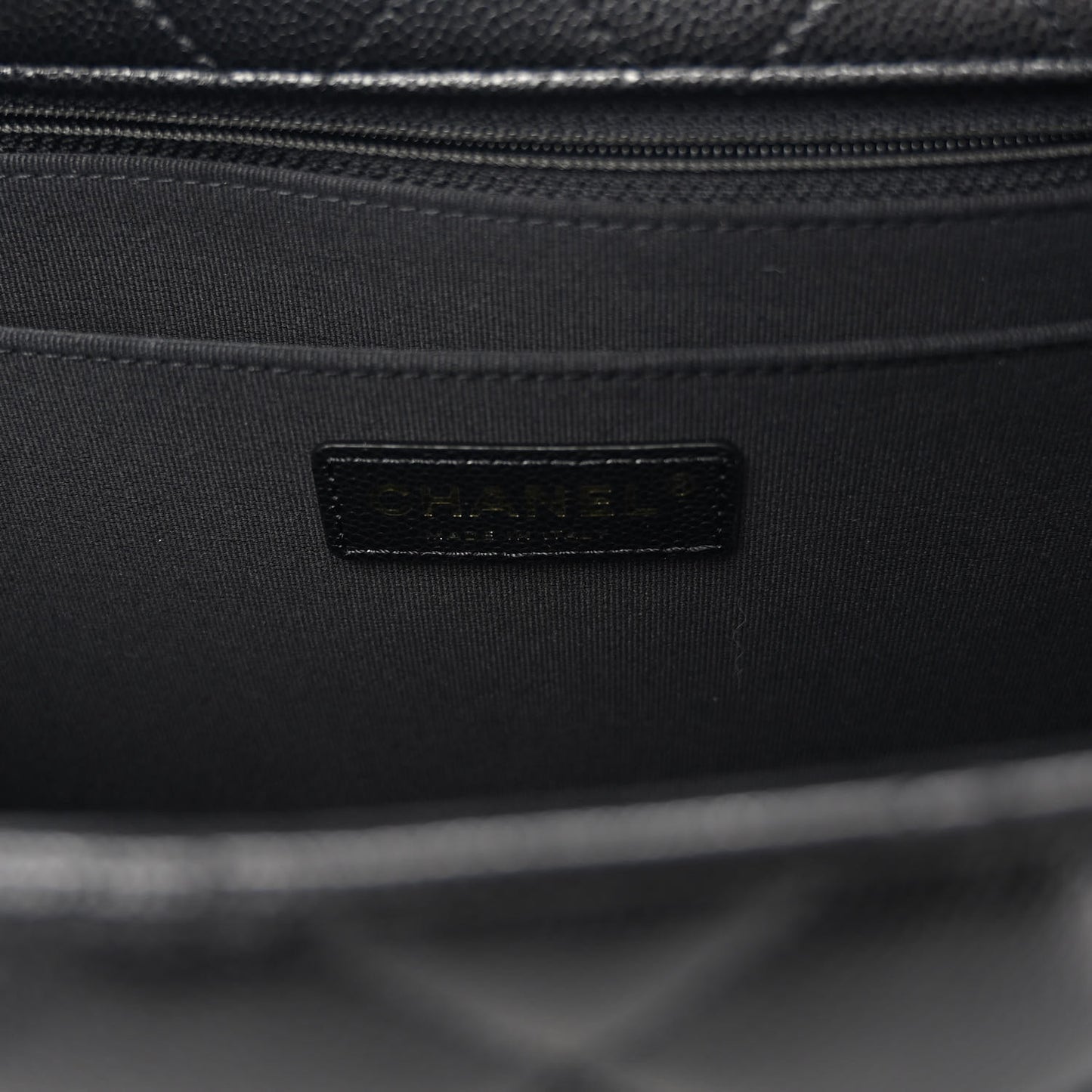 Caviar Quilted XXL Travel Flap Bag Black