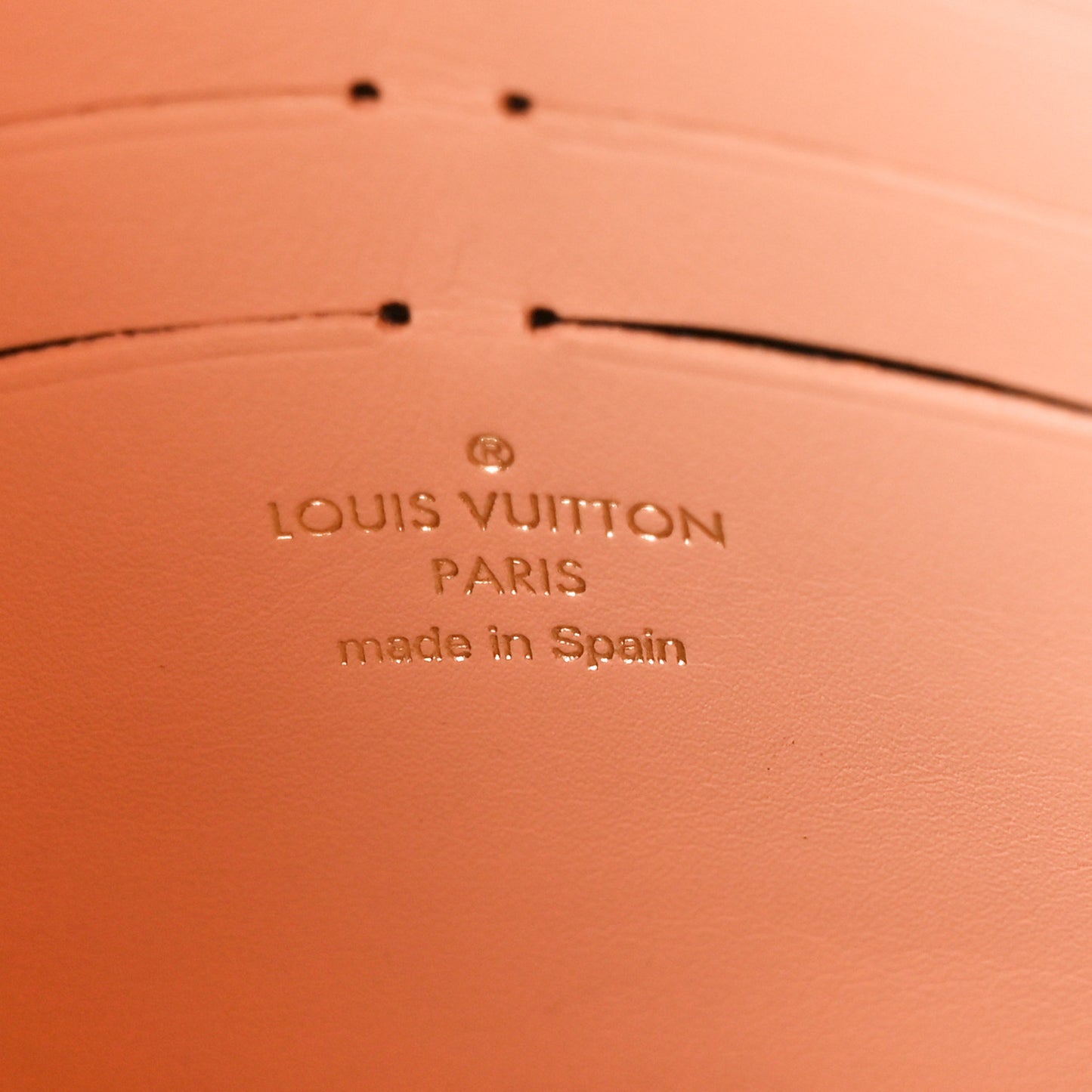 Damier Ebene Vavin Chain Wallet Creme