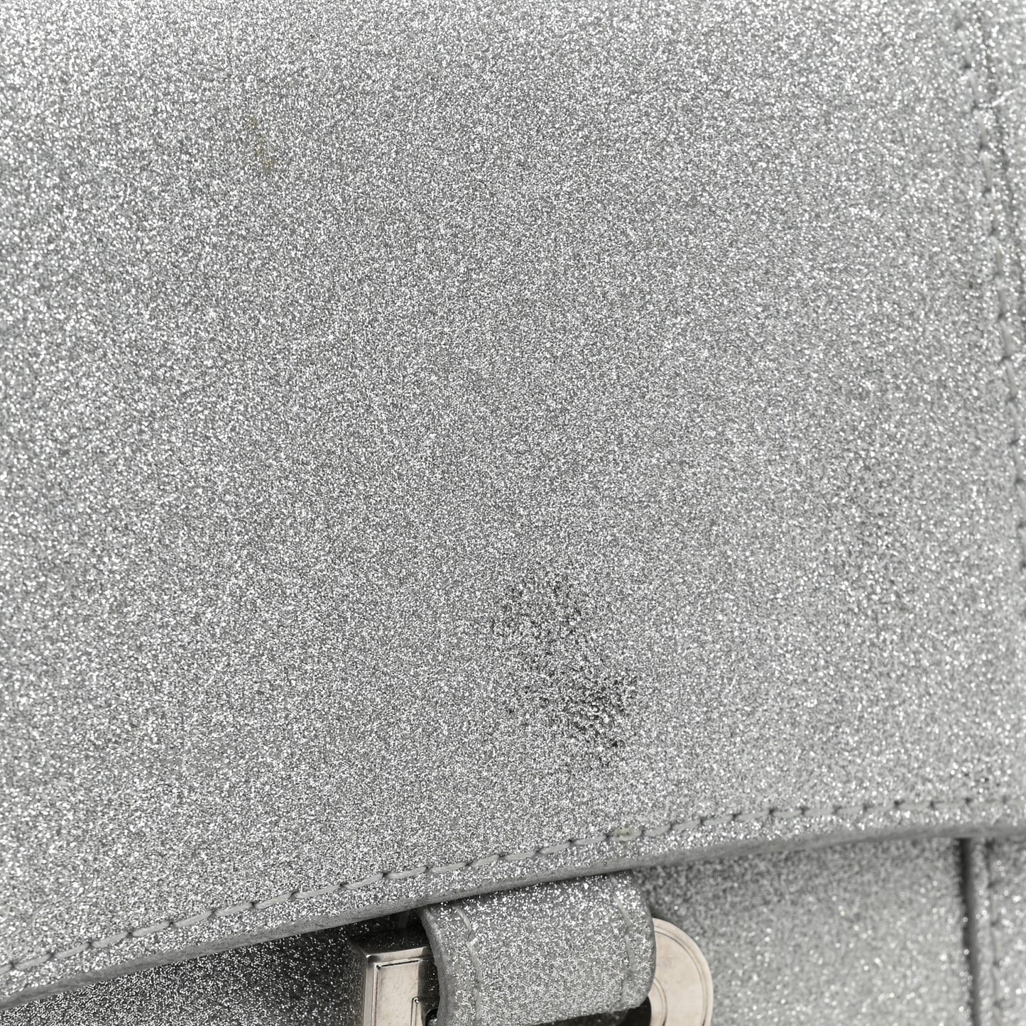 Sparkling Fabric XS Hourglass Wallet On Chain Silver