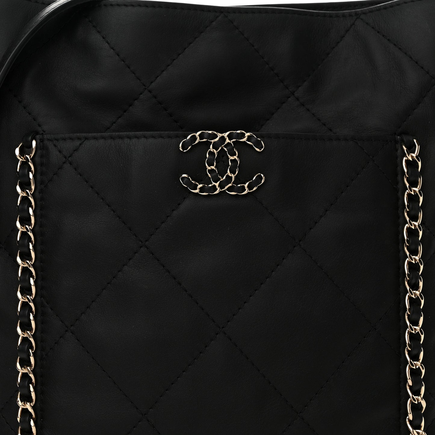 Calfskin Quilted Chain Flat Tote Black