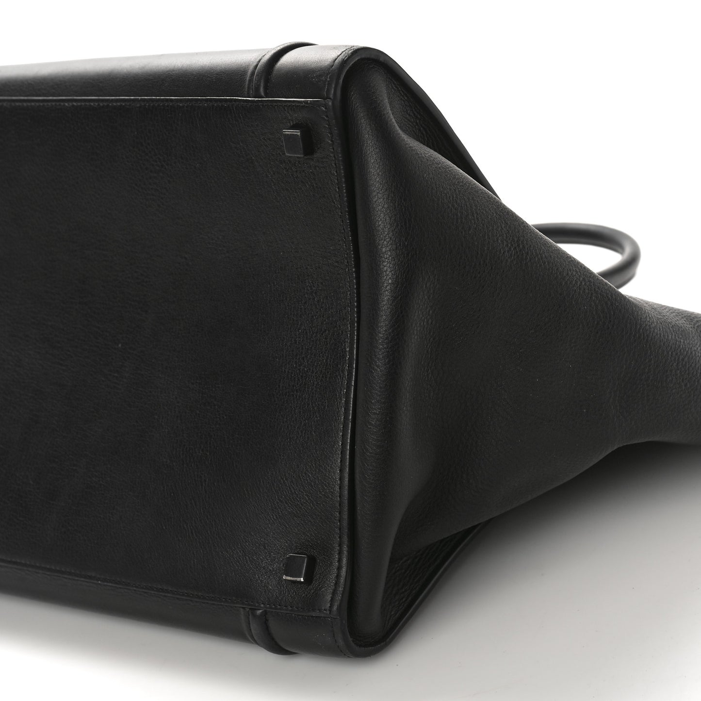 Supple Calfskin Medium Phantom Luggage Black