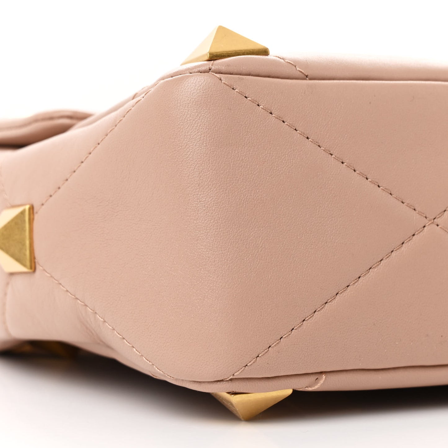 Nappa Large Roman Stud Shoulder Bag Rose Cannelle