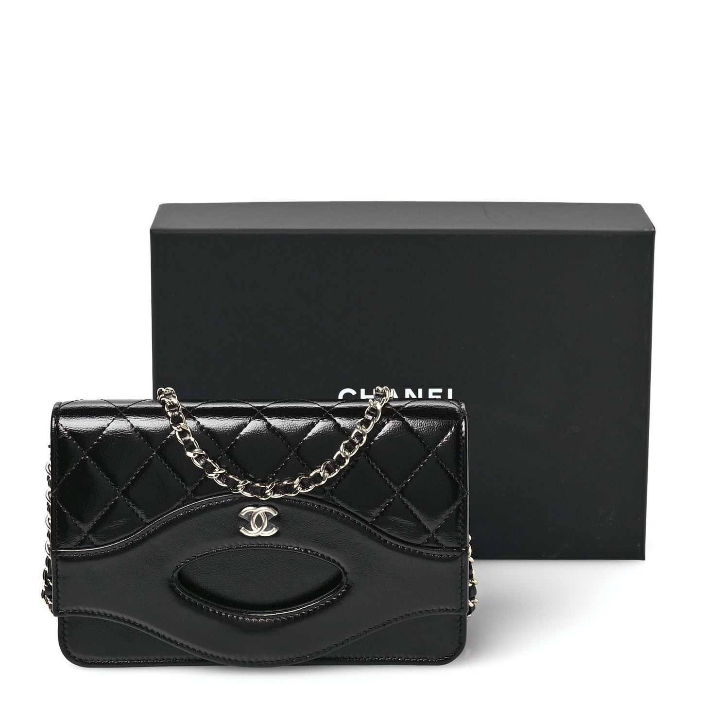 Calfskin Quilted 31 Wallet On Chain WOC Black