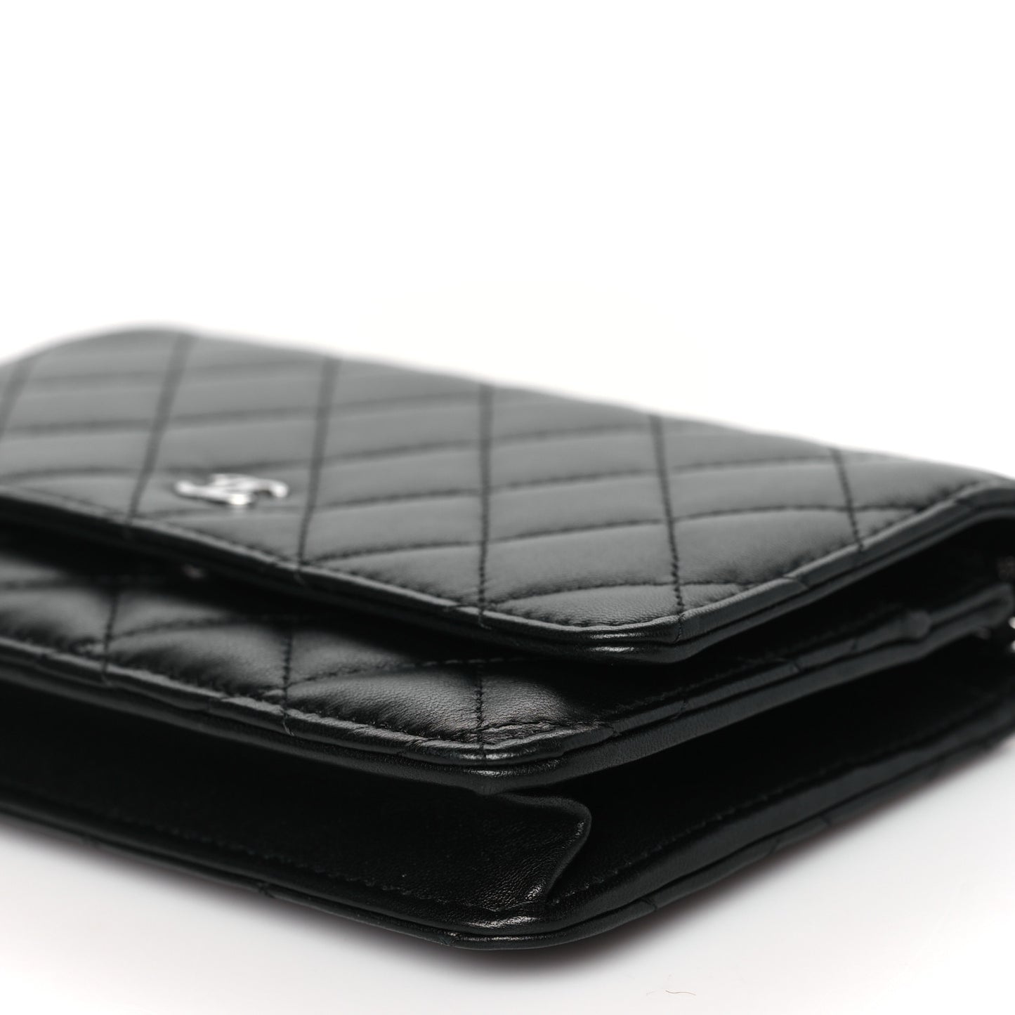 Lambskin Quilted Wallet On Chain WOC Black