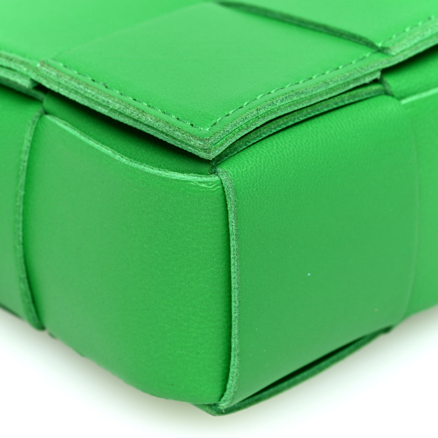 Lambskin Maxi Intrecciato Extra Mini Cassette Crossbody Bag Parakeet