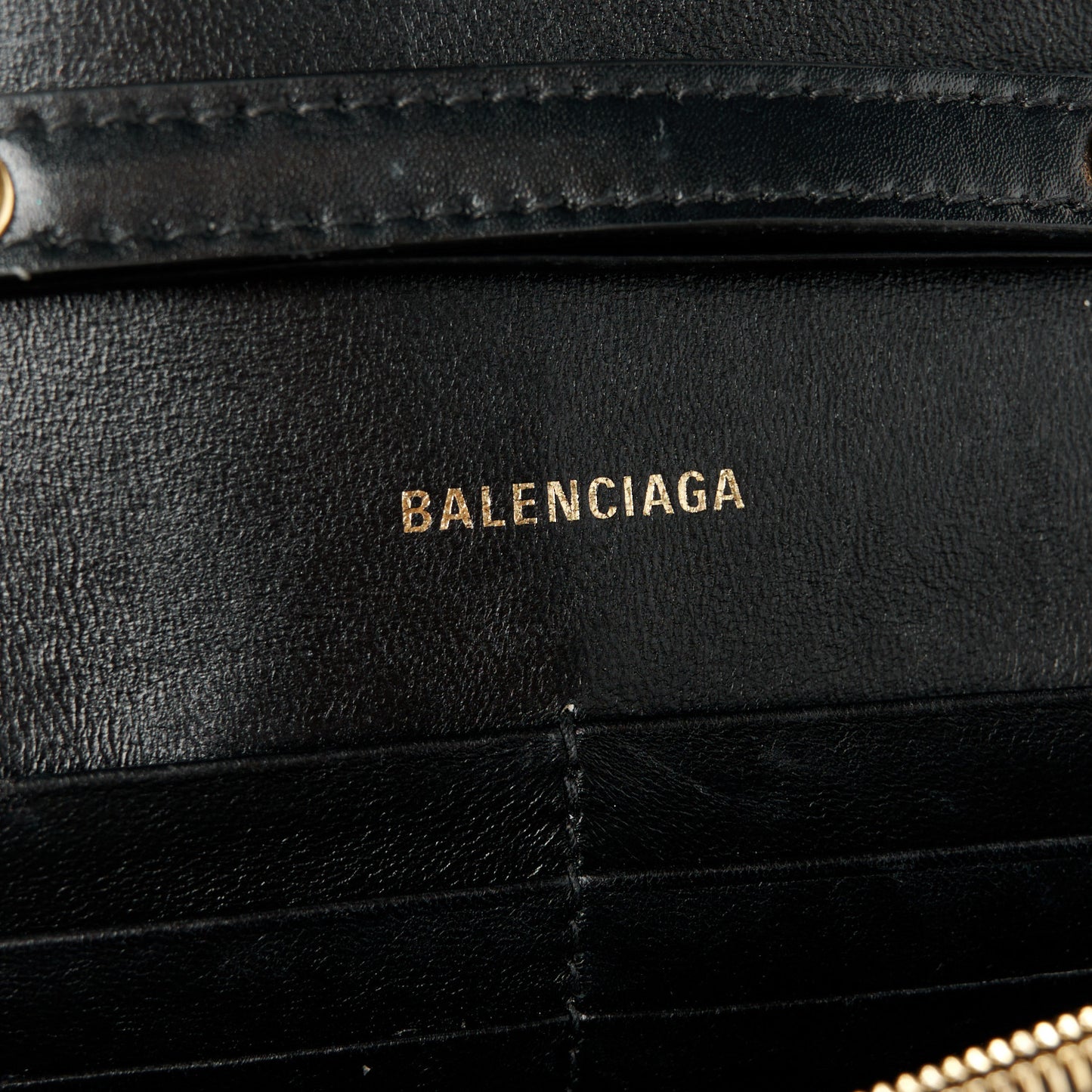 Shiny Box Calfskin Hourglass Chain Bag Black