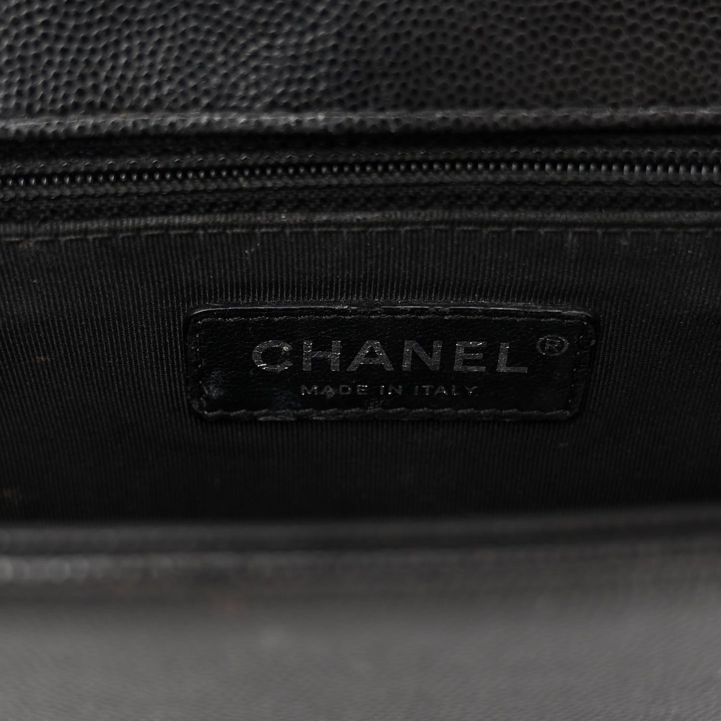 Caviar Quilted New Medium Boy Flap Black