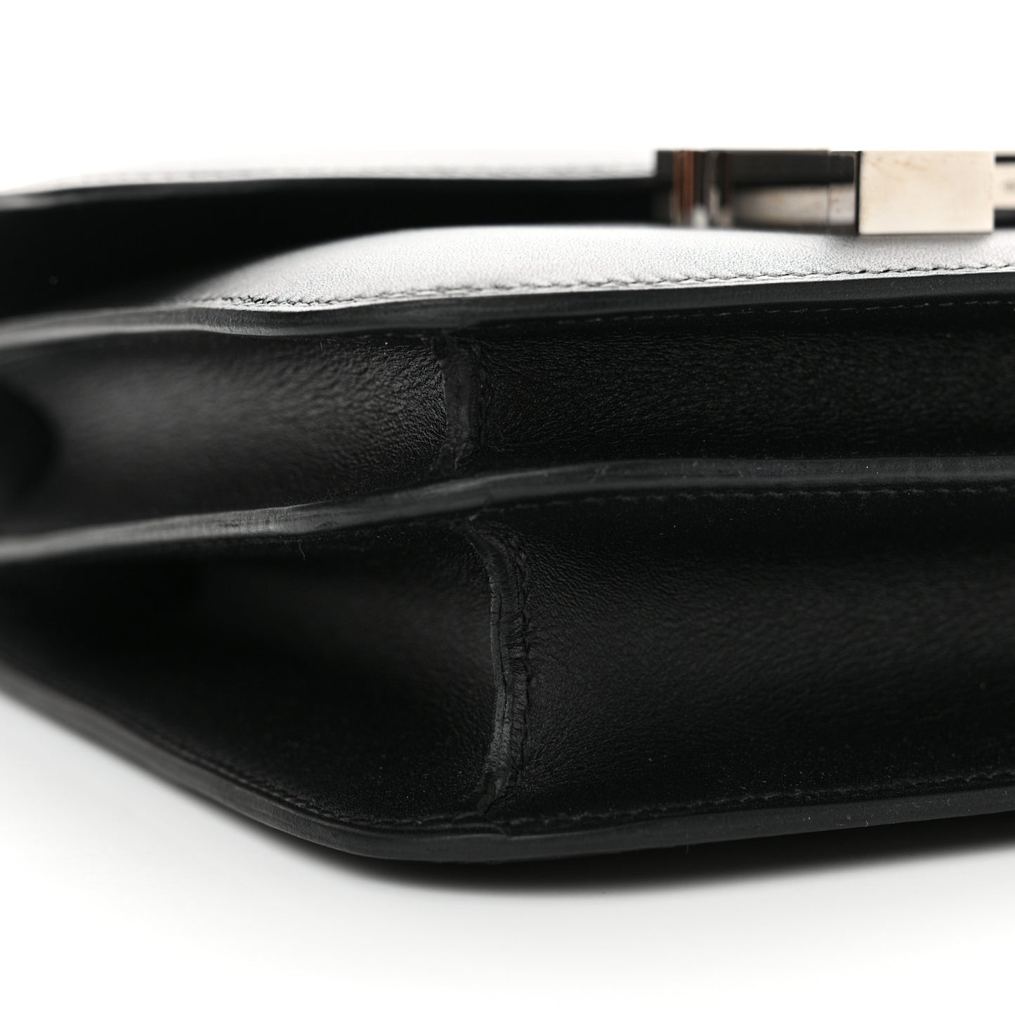 Veau Monsieur Lizard Constance 18 Black Ombre