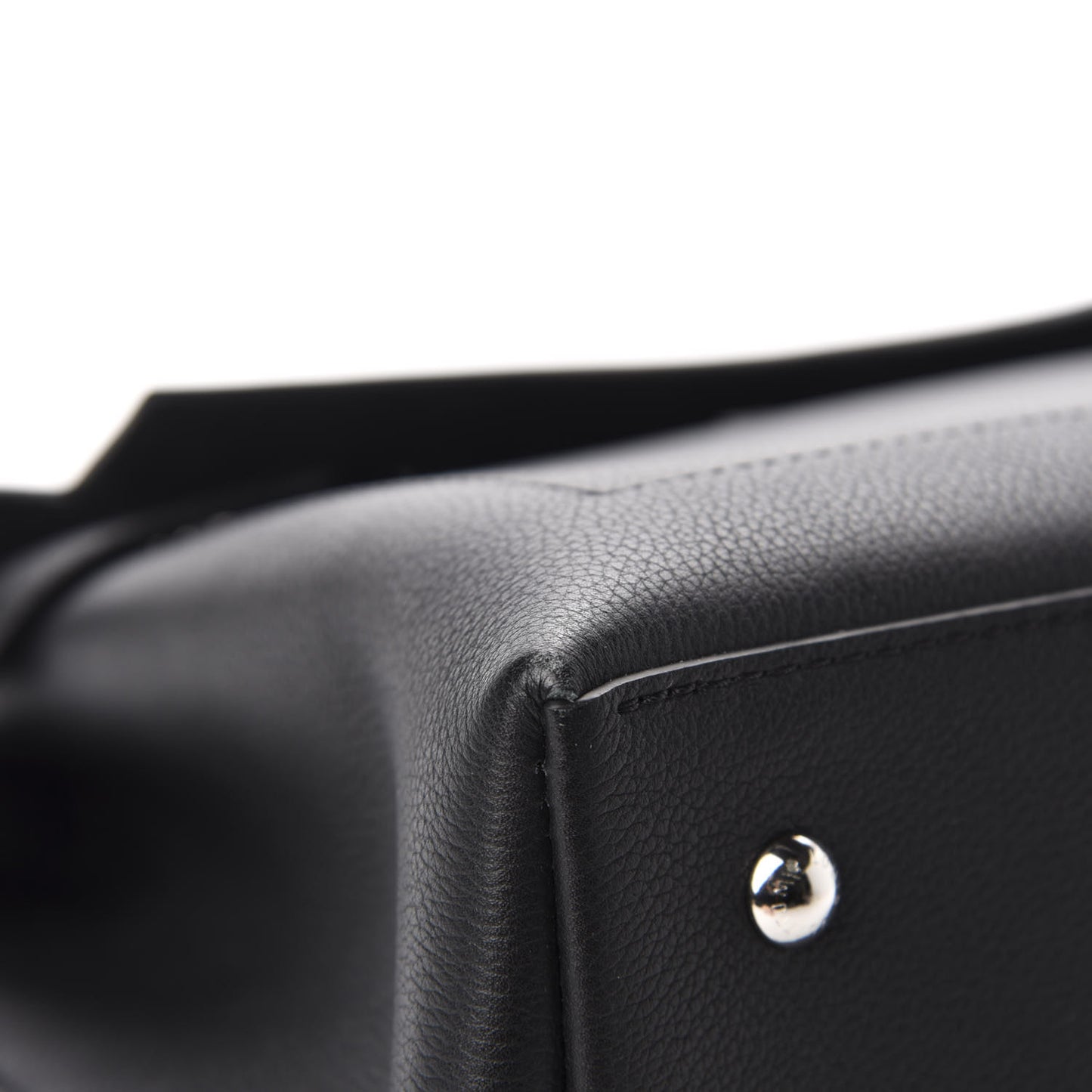 Soft Calfskin Lockme Ever Black