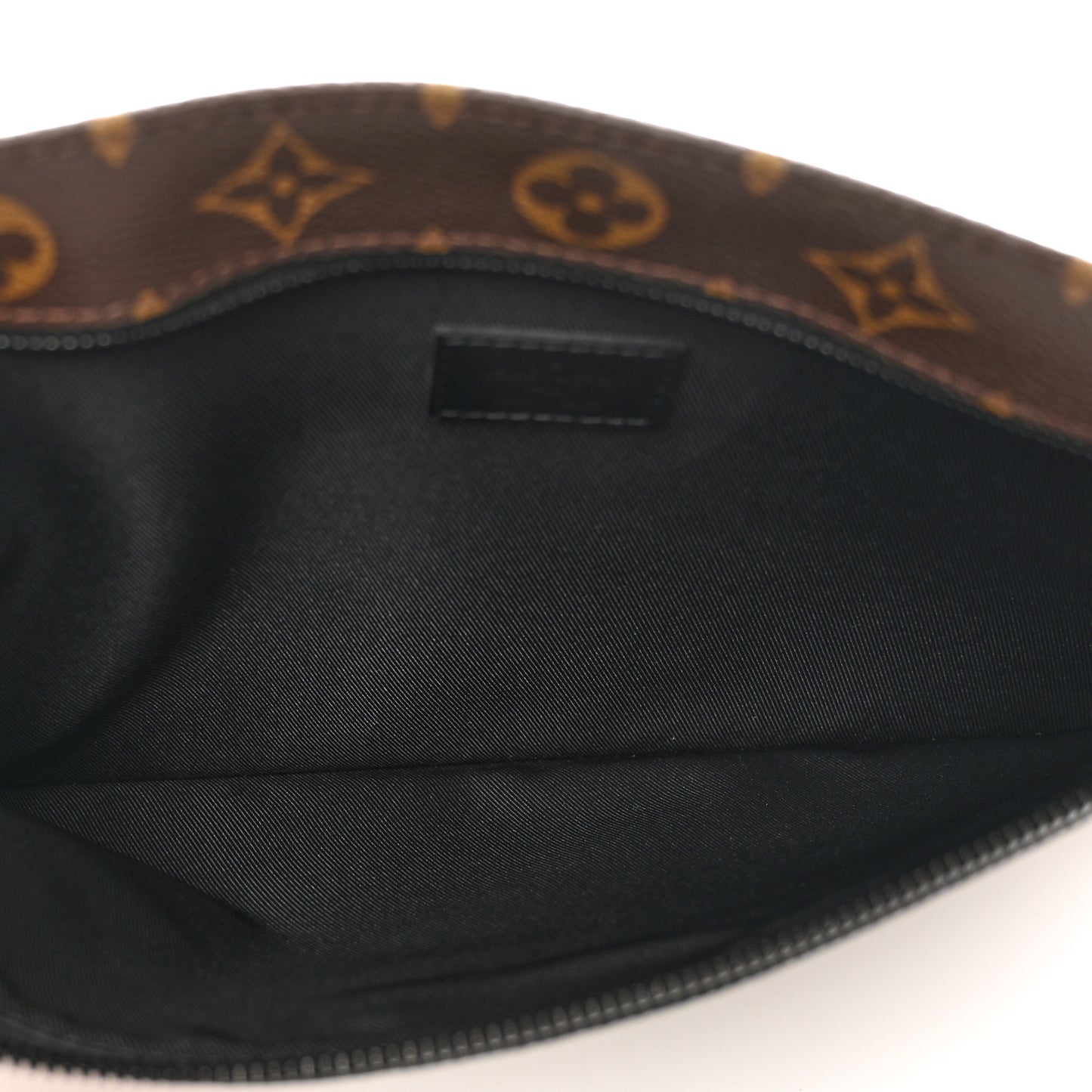 Monogram Macassar Weekend Pochette