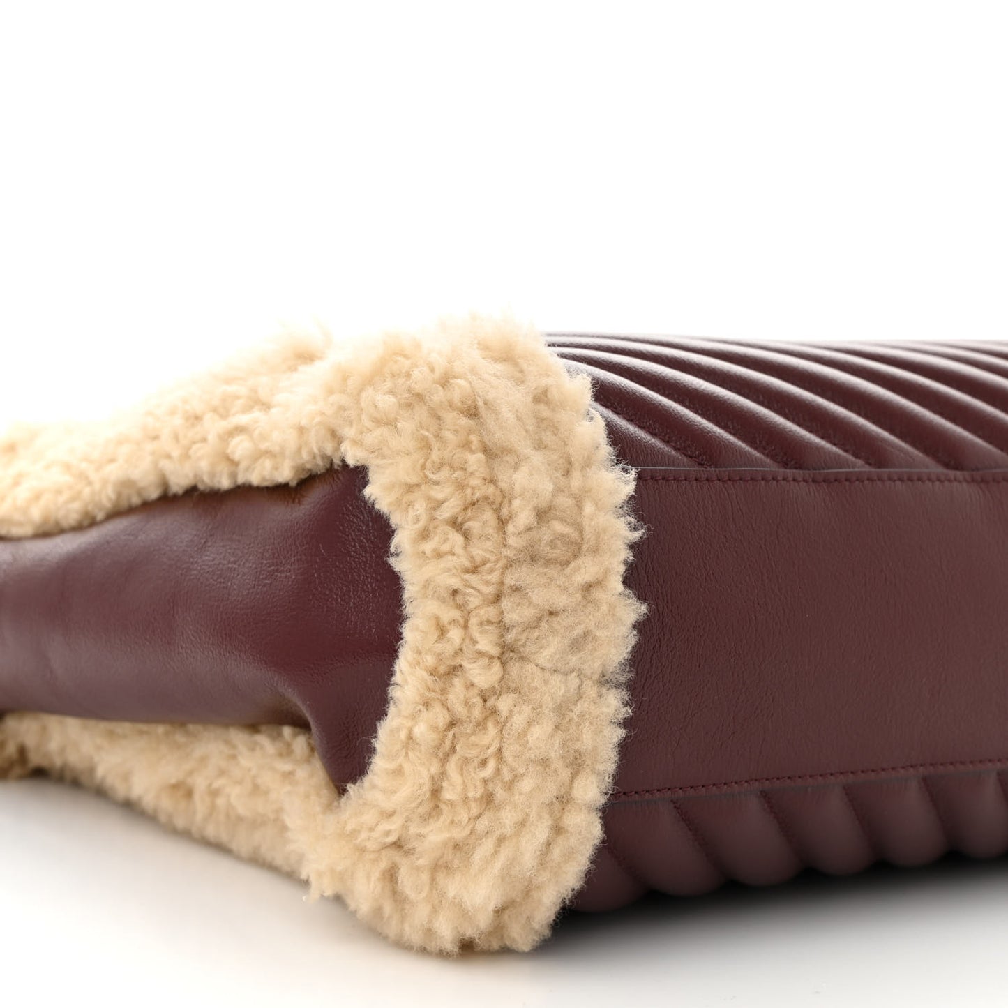 Azalea Calfskin Matelasse Diagonal Shearling Medium GG Marmont Shoulder Tote Bordeaux Sand Desert