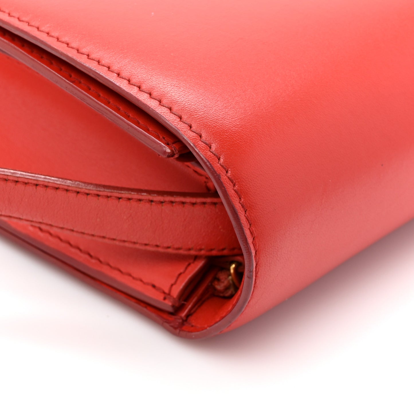 Calfskin Medium Classic Box Flap Bag Red