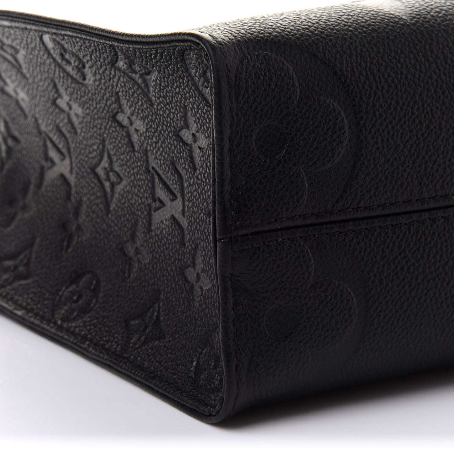 Empreinte Monogram Giant Onthego PM Black