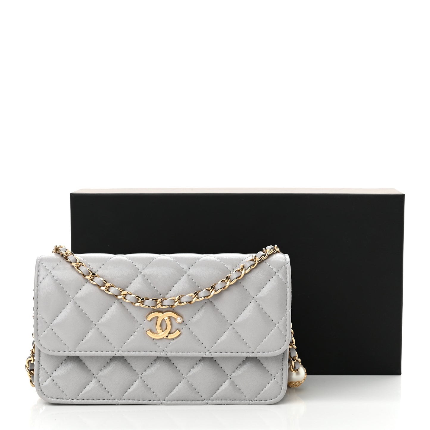 Lambskin Pearl Quilted Flap Phone Holder With Chain Grey
