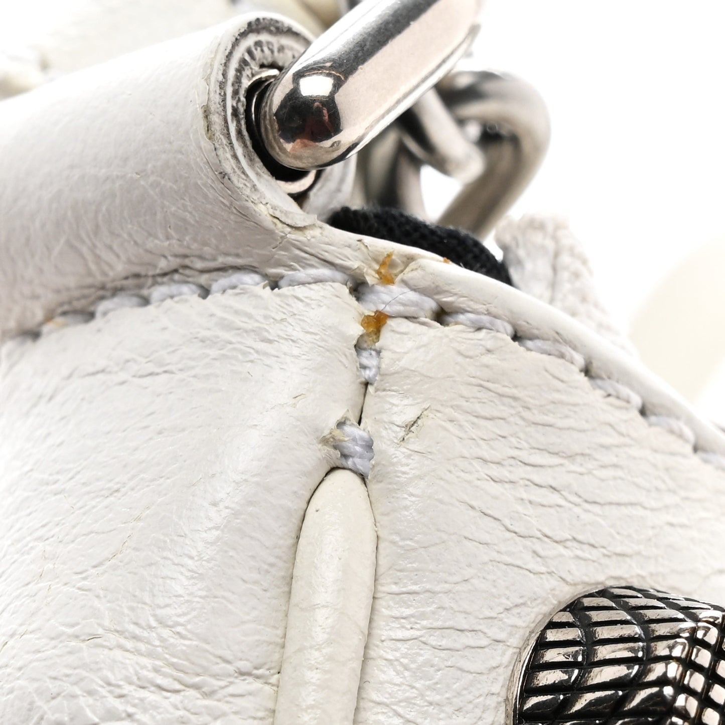 Agneau Arena Le Cagole Mini Purse With Chain Optic White