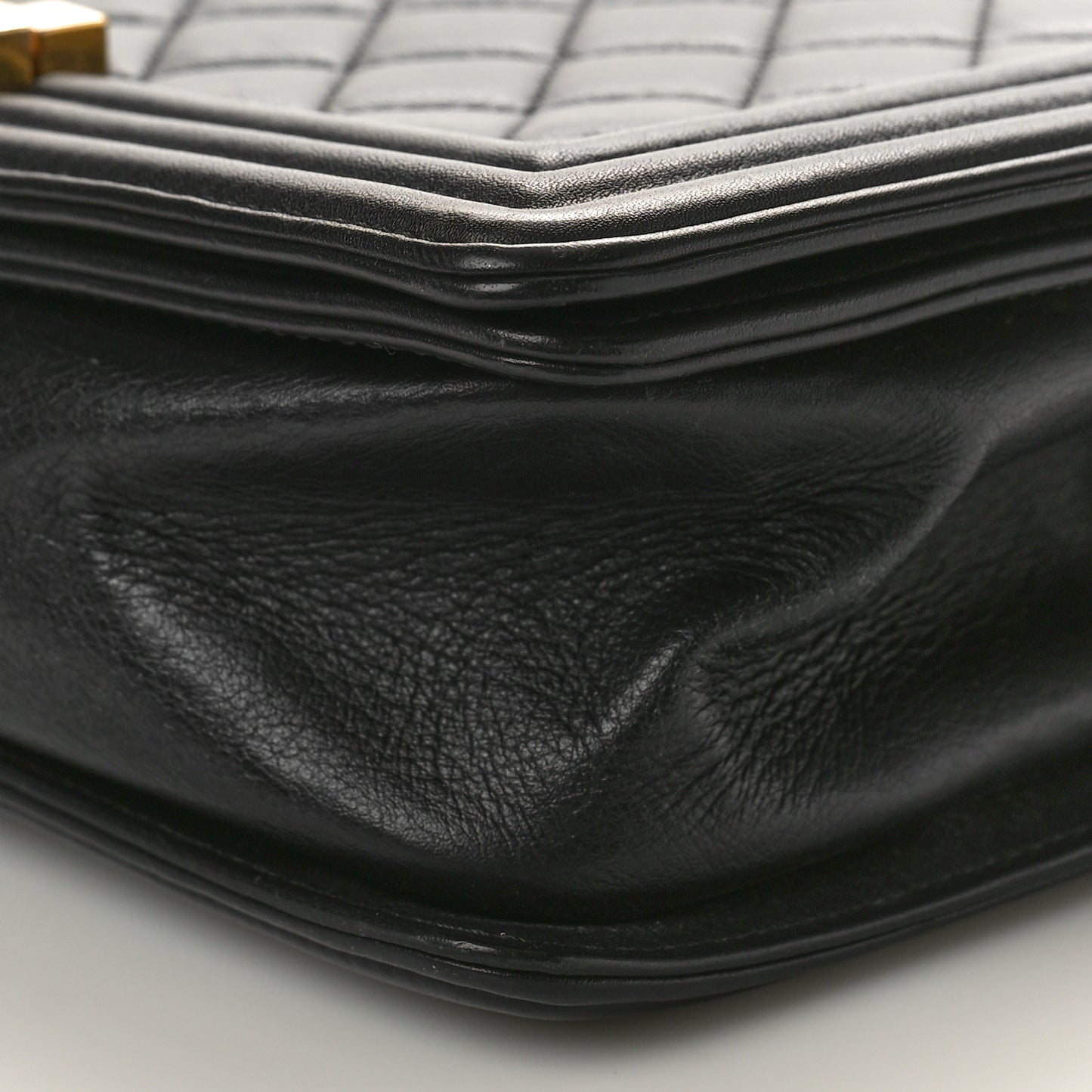 Calfskin Quilted Medium Boy Flap Black