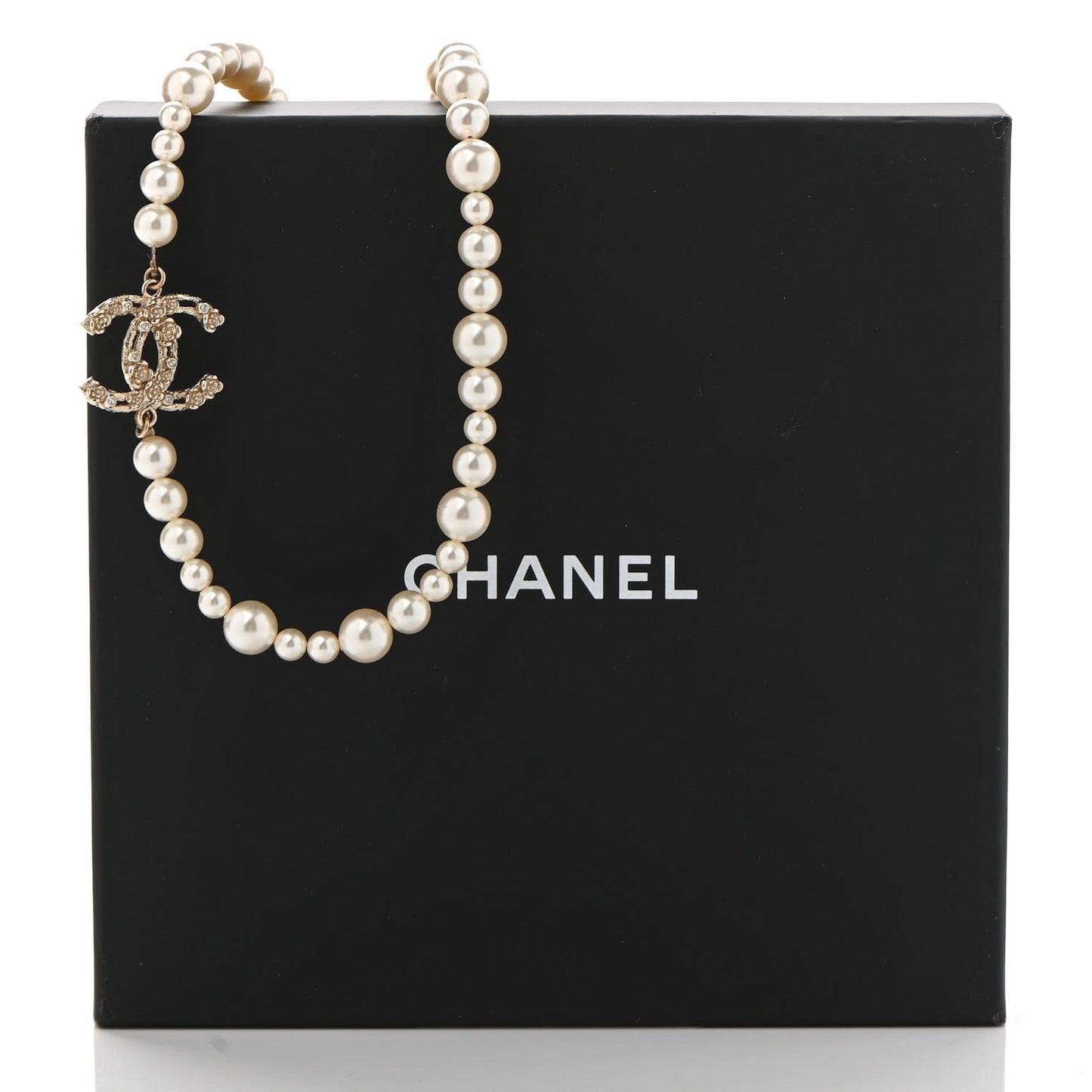 Pearl Crystal CC Camellia Short Necklace Gold
