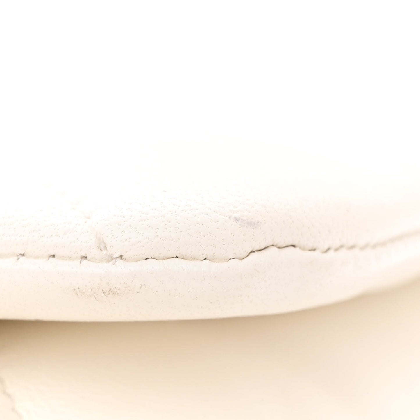 Lambskin Quilted Medium Chanel 19 Flap White