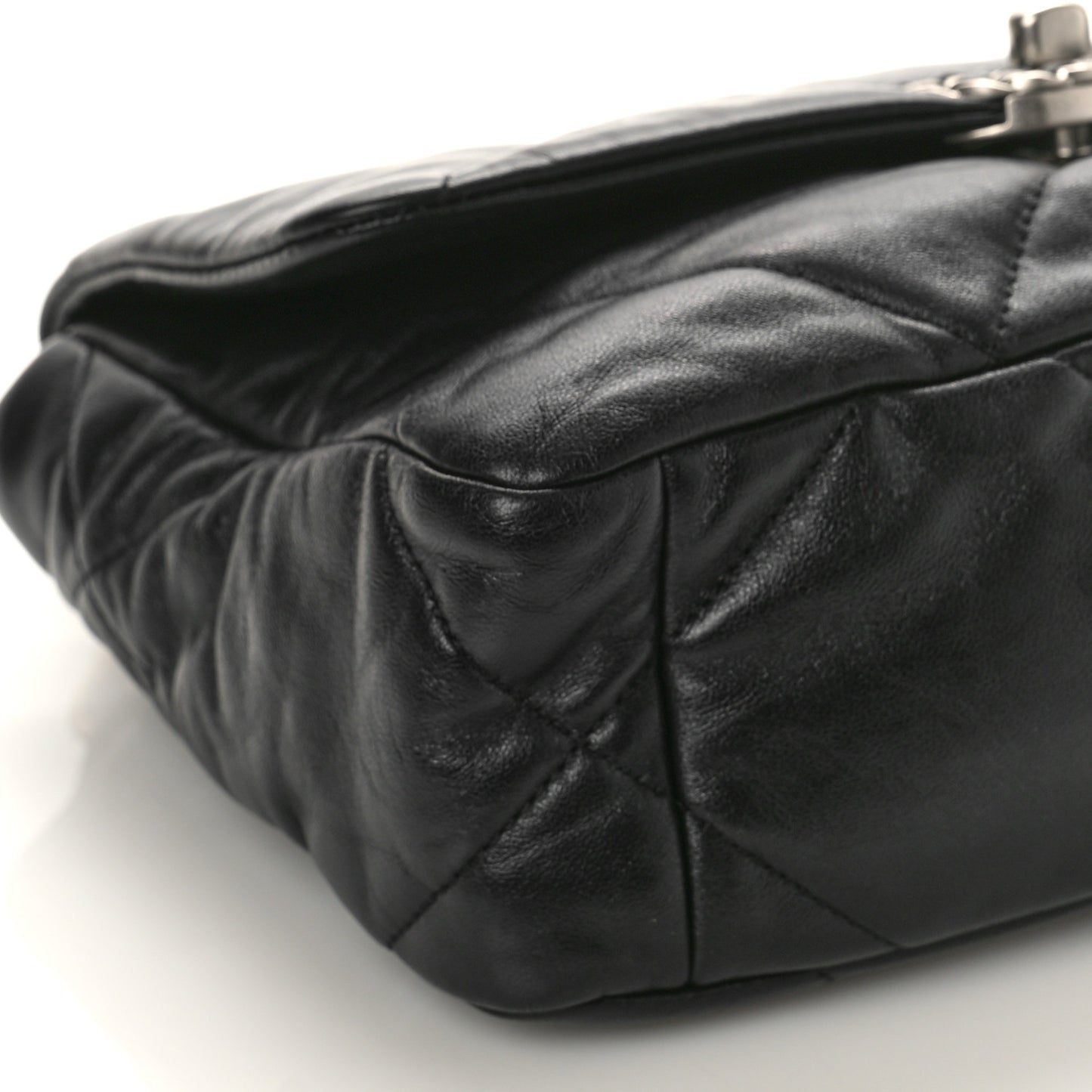 Shiny Goatskin Quilted Medium Chanel 19 Flap Black