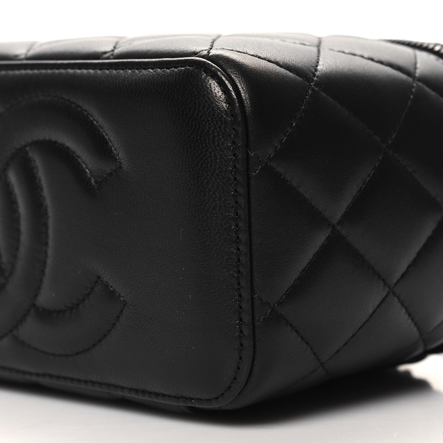 Chanel Lambskin Quilted Small Top Handle Vanity Case With Chain So Black 11 of 13