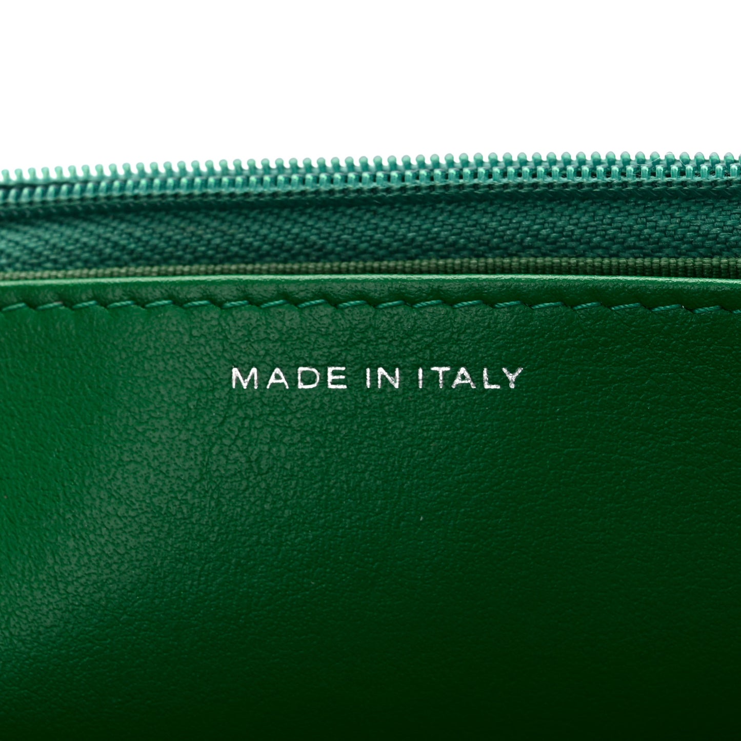 Caviar Quilted Wallet On Chain WOC Green