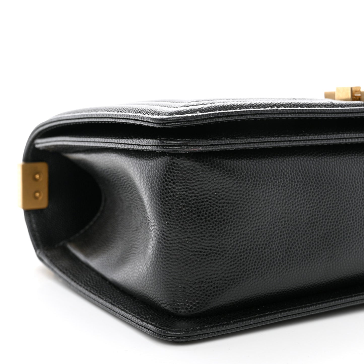 Caviar Quilted Medium Boy Flap Black