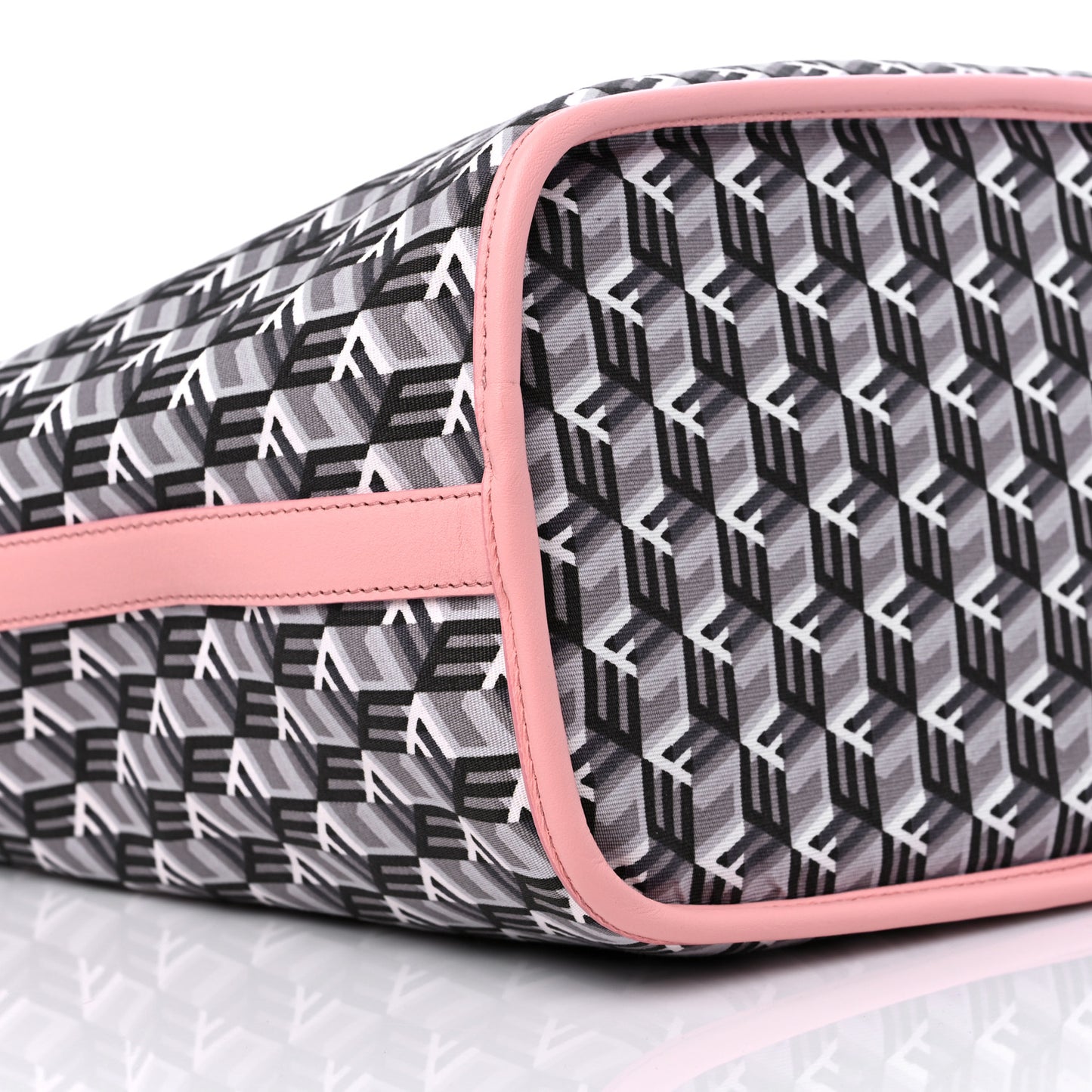 Visetos Medium Liz Reversible Shopper Tote Pink
